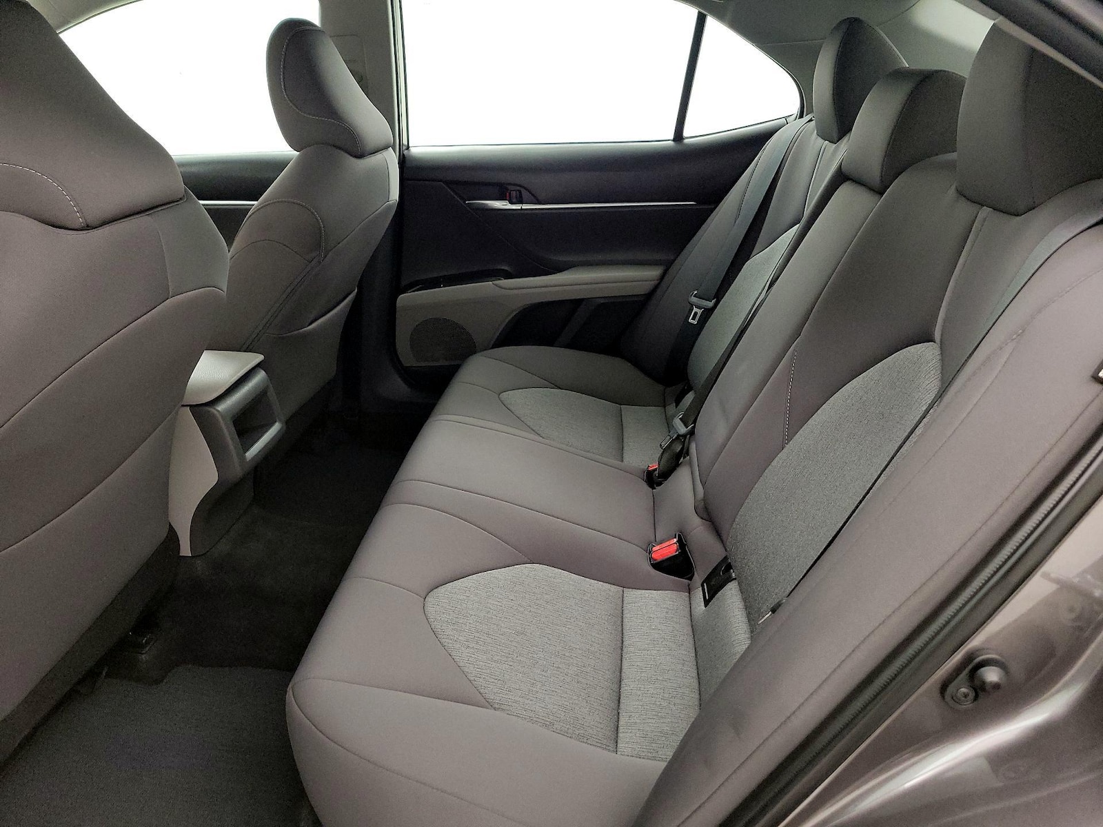 2023 Toyota Camry LE - Photo 20