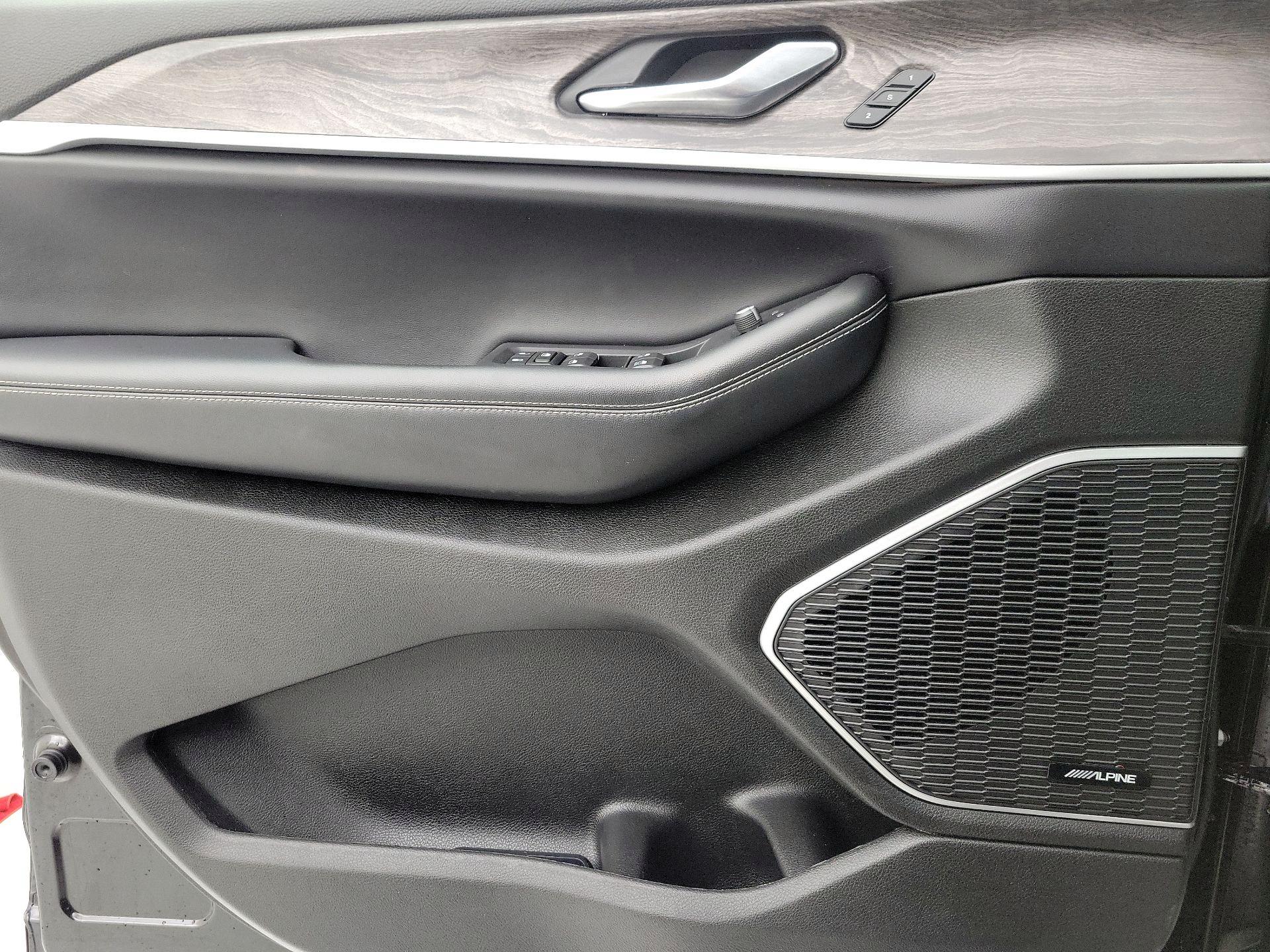 Thumbnail: 2022 Jeep Grand Cherokee - 12