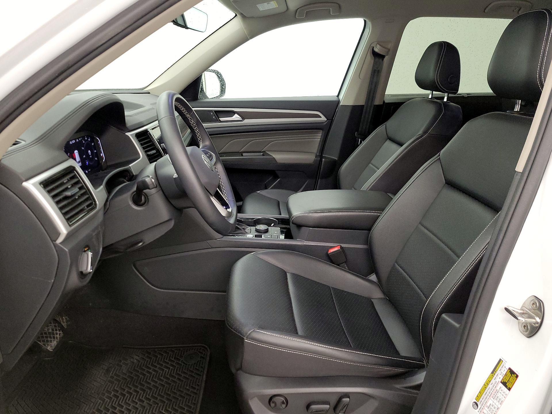 Thumbnail: 2022 Volkswagen Atlas - 11