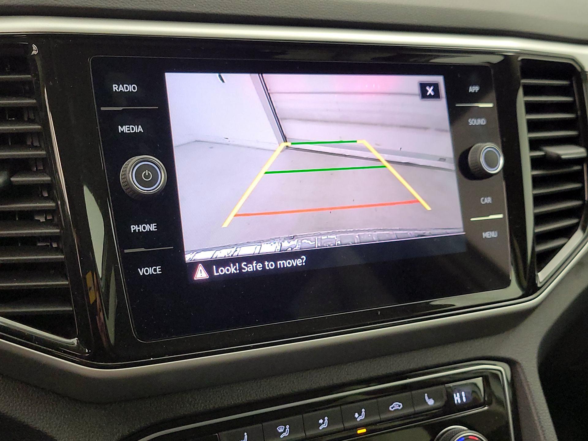 Thumbnail: 2022 Volkswagen Atlas - 14