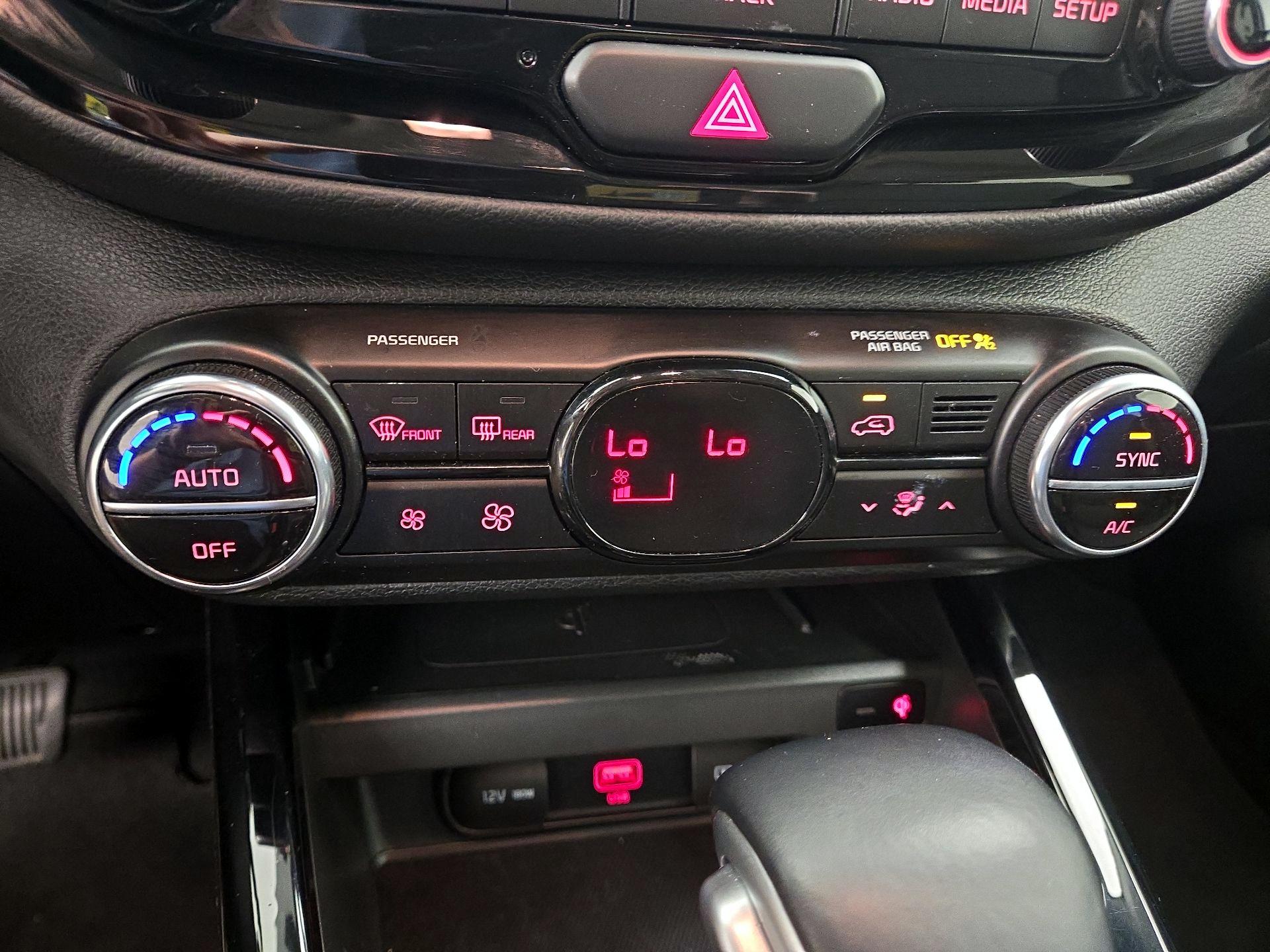 Thumbnail: 2020 Kia Soul - 17