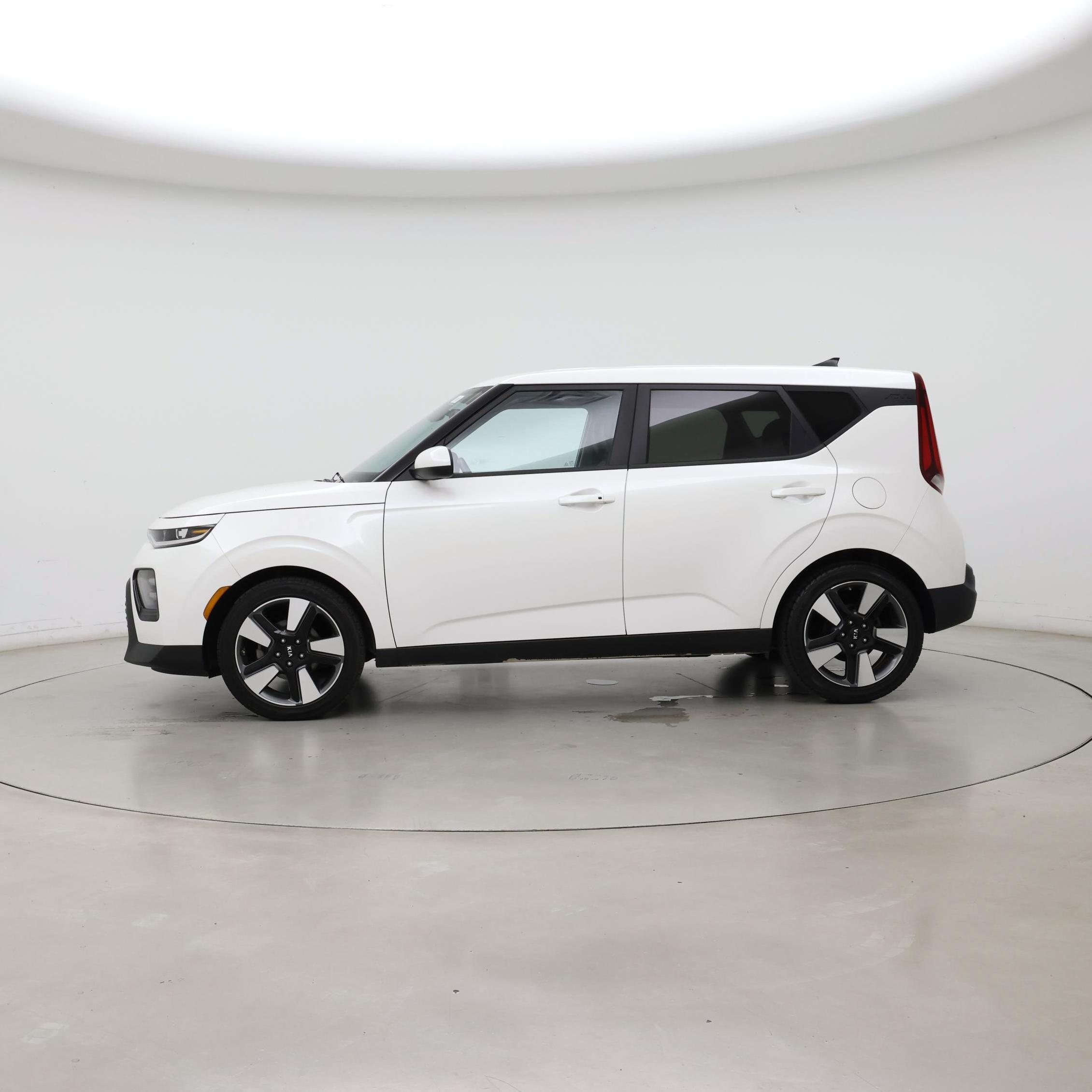 Thumbnail: 2020 Kia Soul - 3