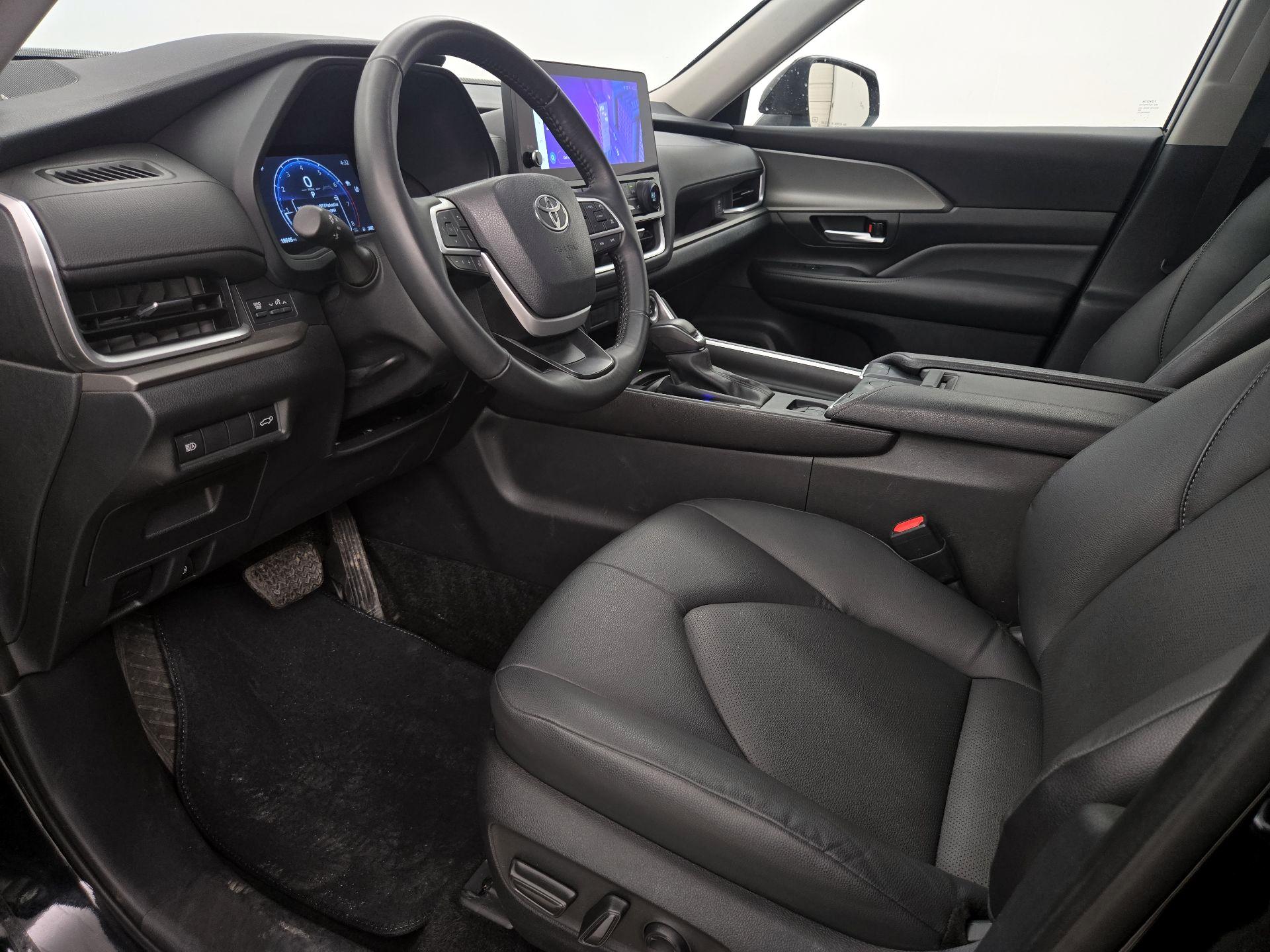 Thumbnail: 2025 Toyota Grand Highlander - 11