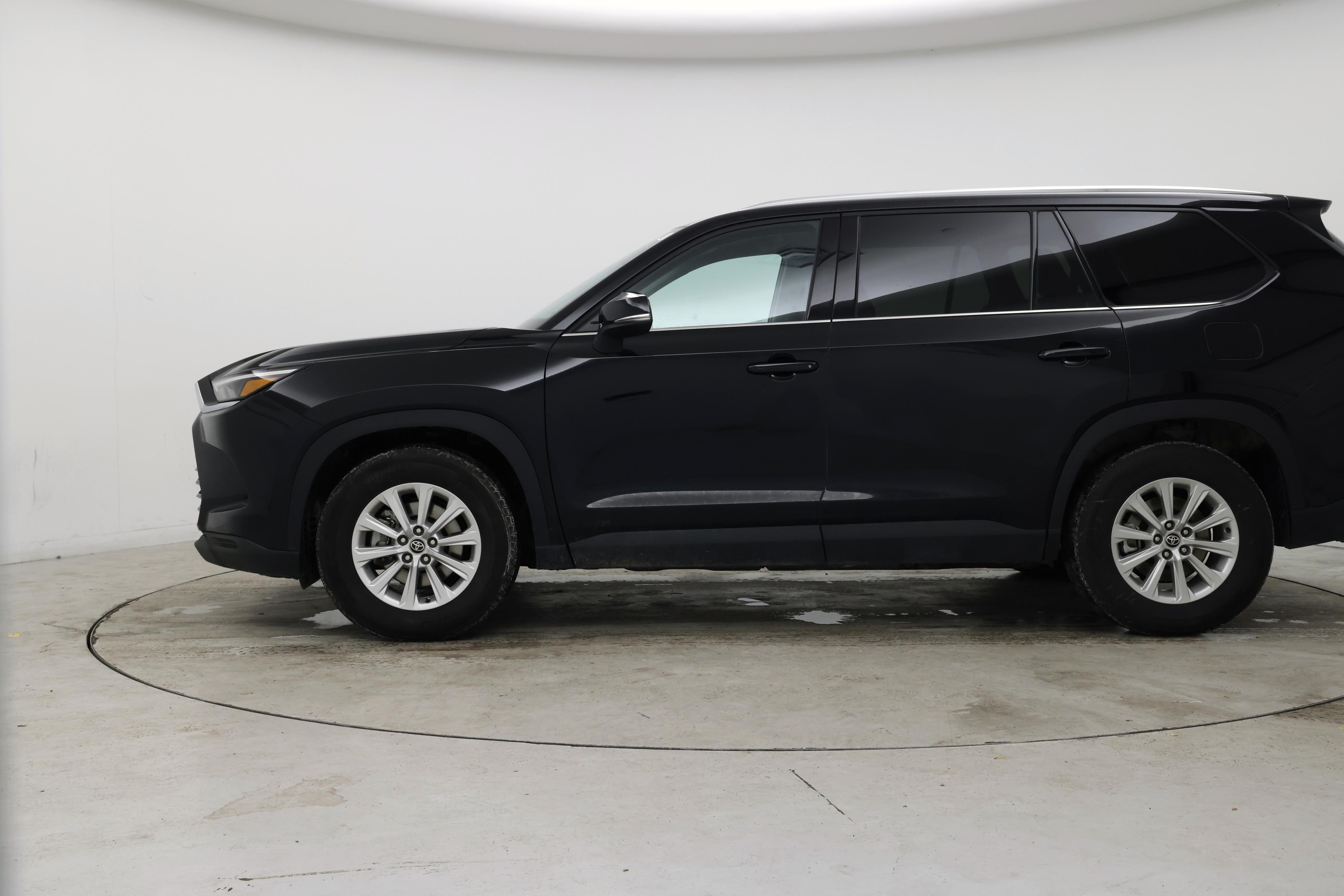 Thumbnail: 2025 Toyota Grand Highlander - 3