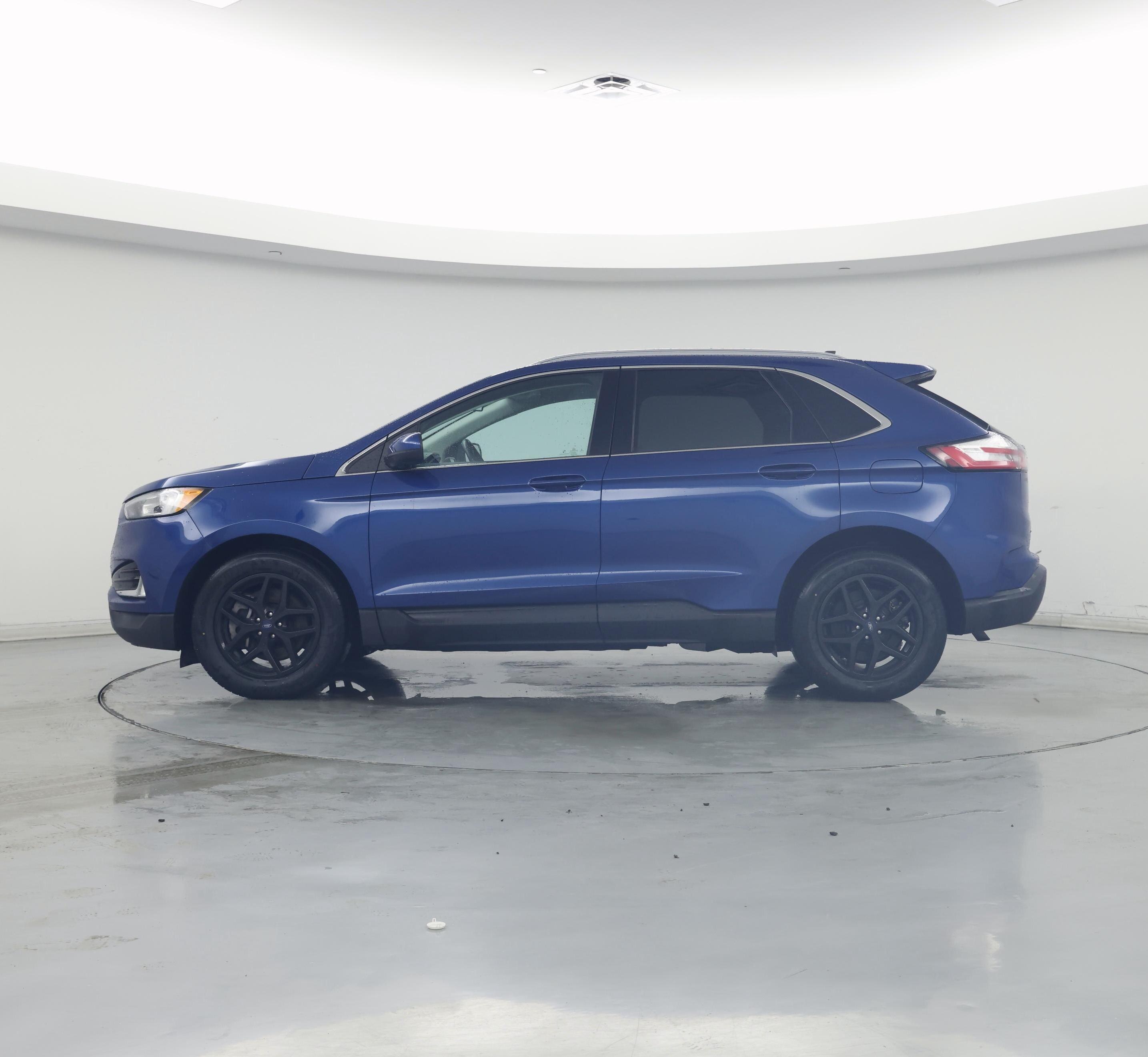 Thumbnail: 2021 Ford Edge - 3