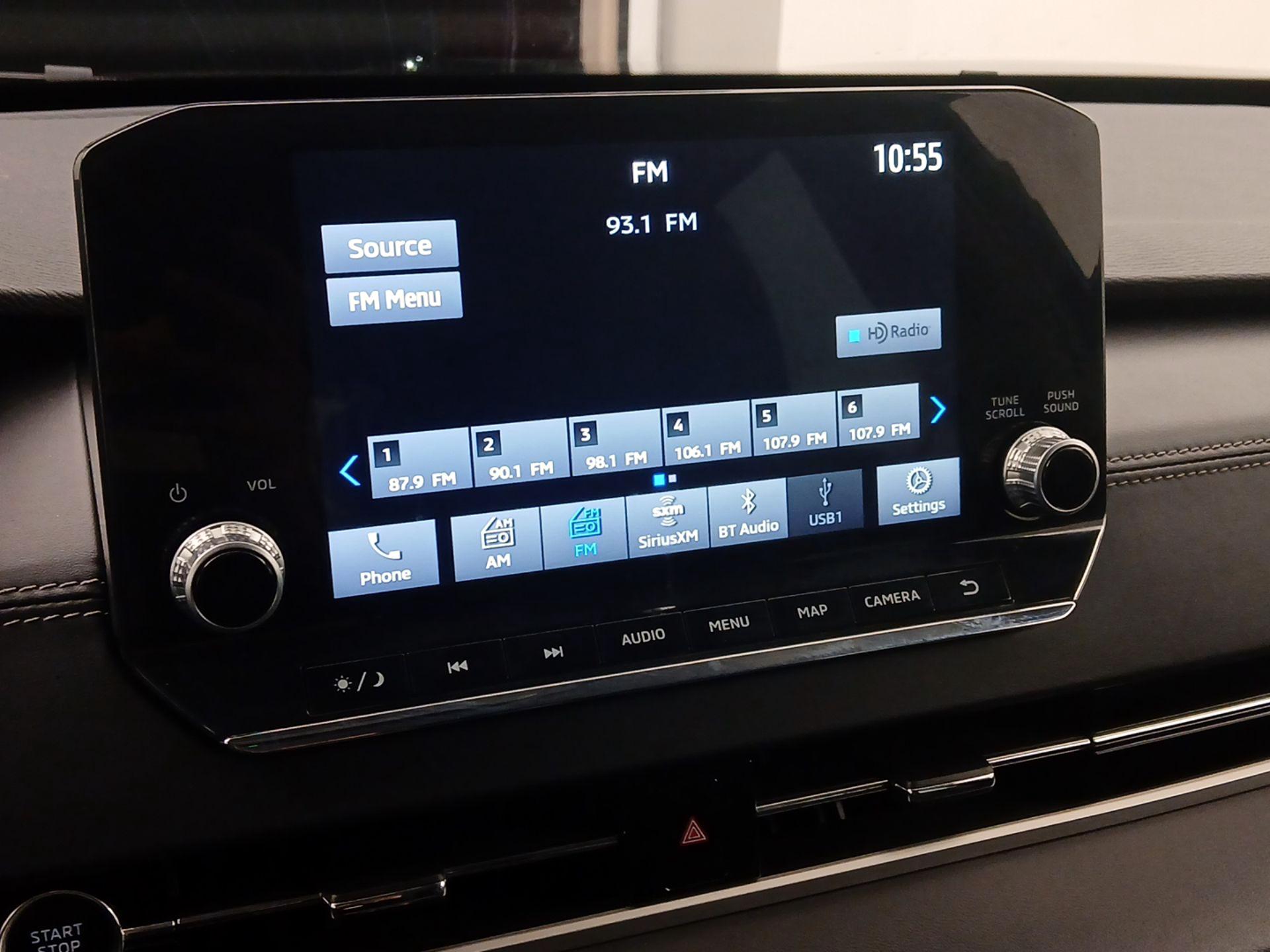 Thumbnail: 2022 Mitsubishi Outlander - 16