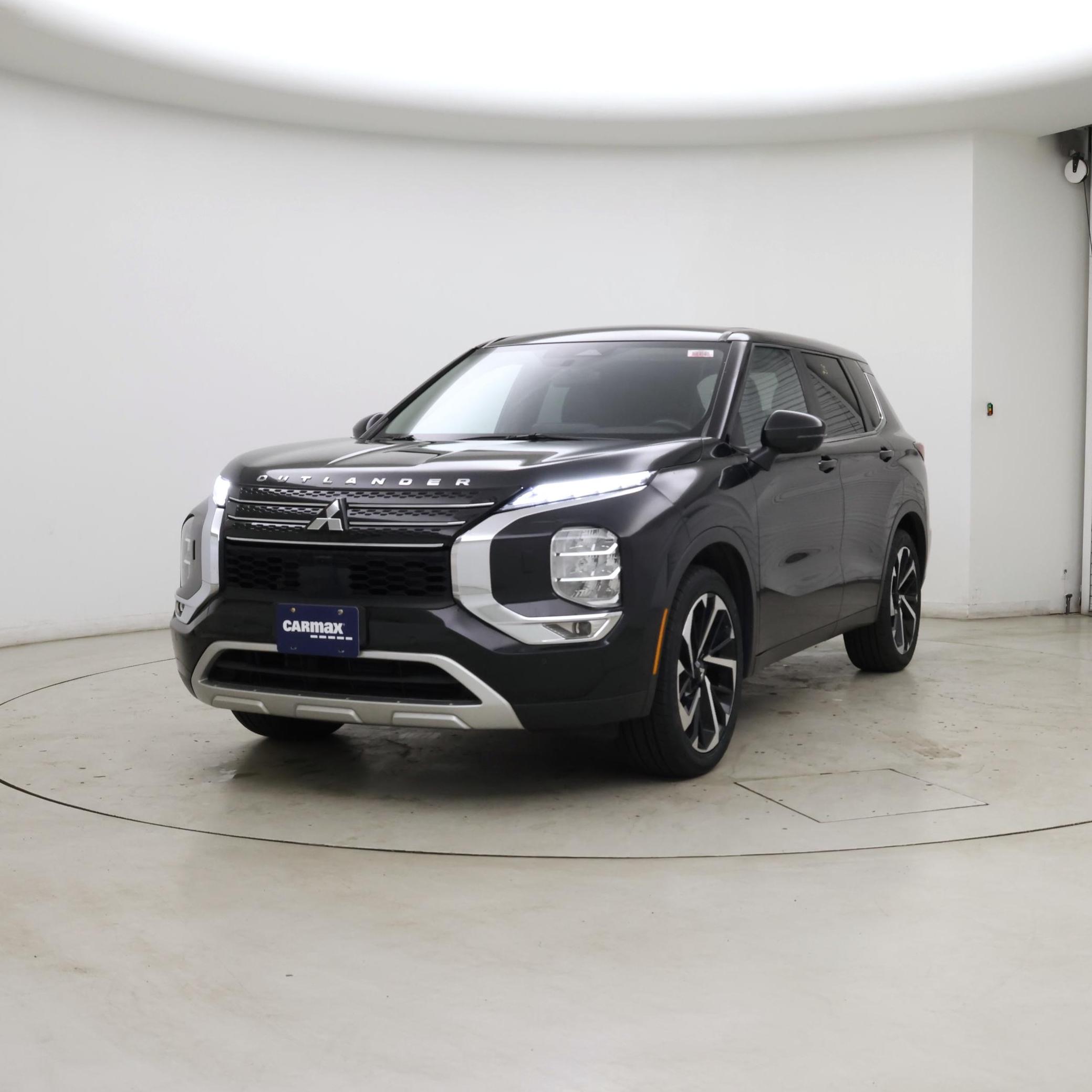 Thumbnail: 2022 Mitsubishi Outlander - 4