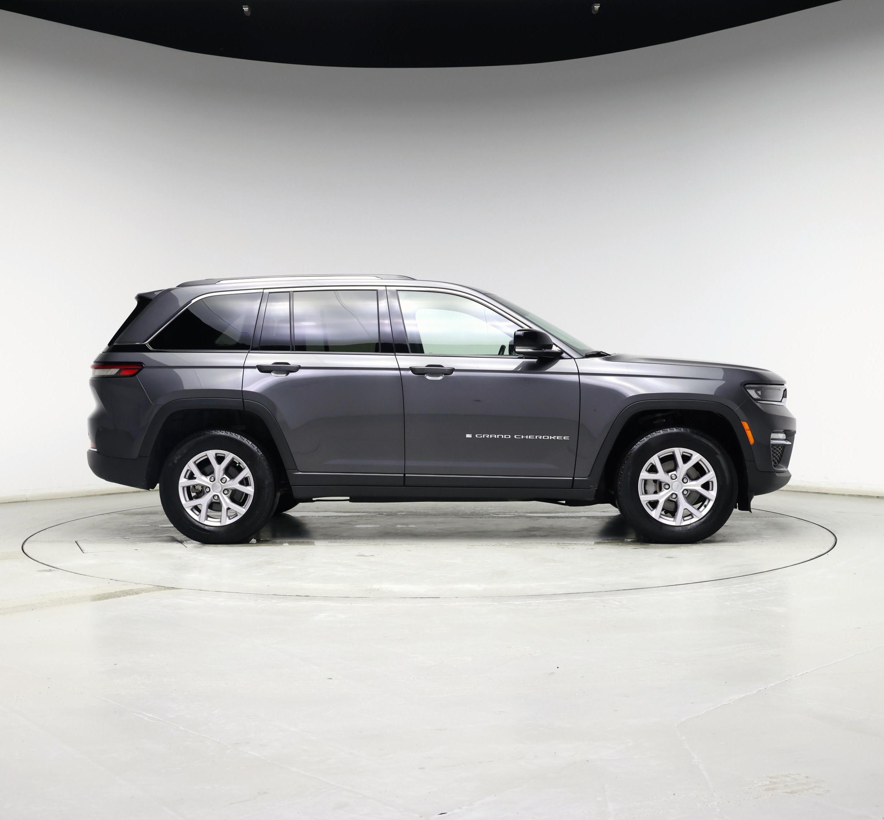 Thumbnail: 2022 Jeep Grand Cherokee - 7