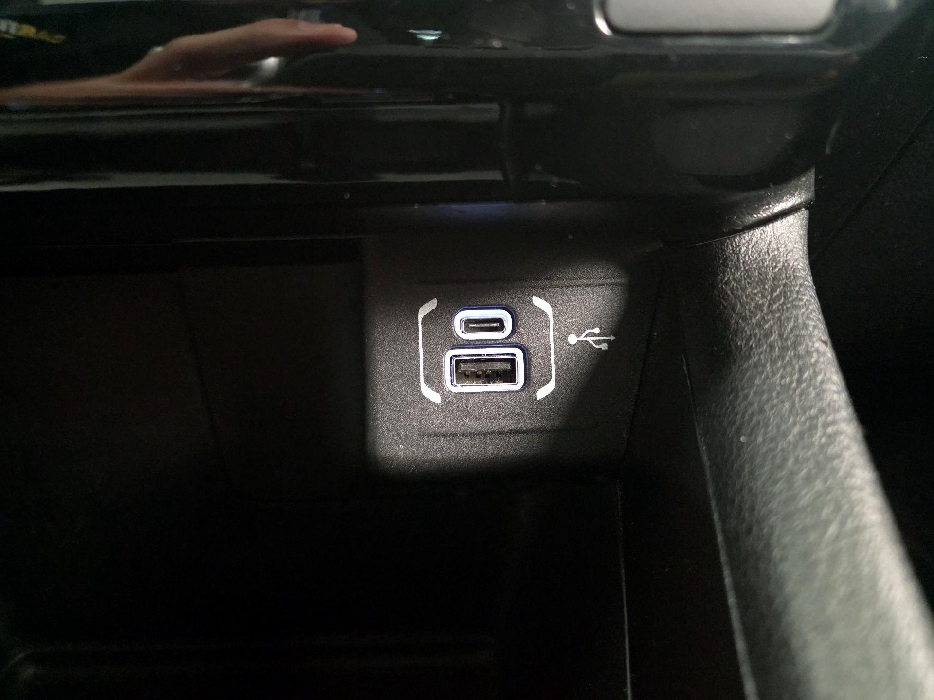 Thumbnail: 2022 Jeep Compass - 18