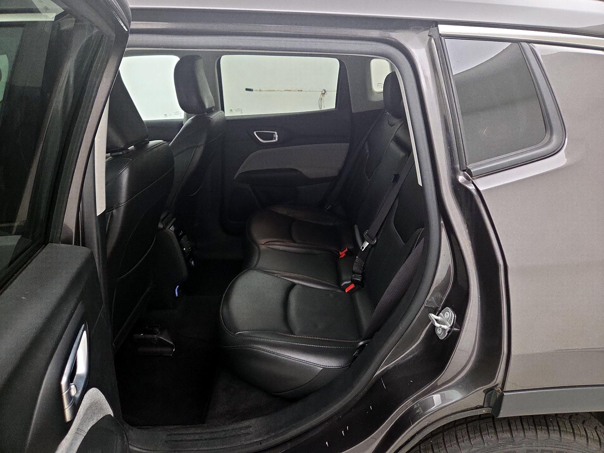 Thumbnail: 2022 Jeep Compass - 19