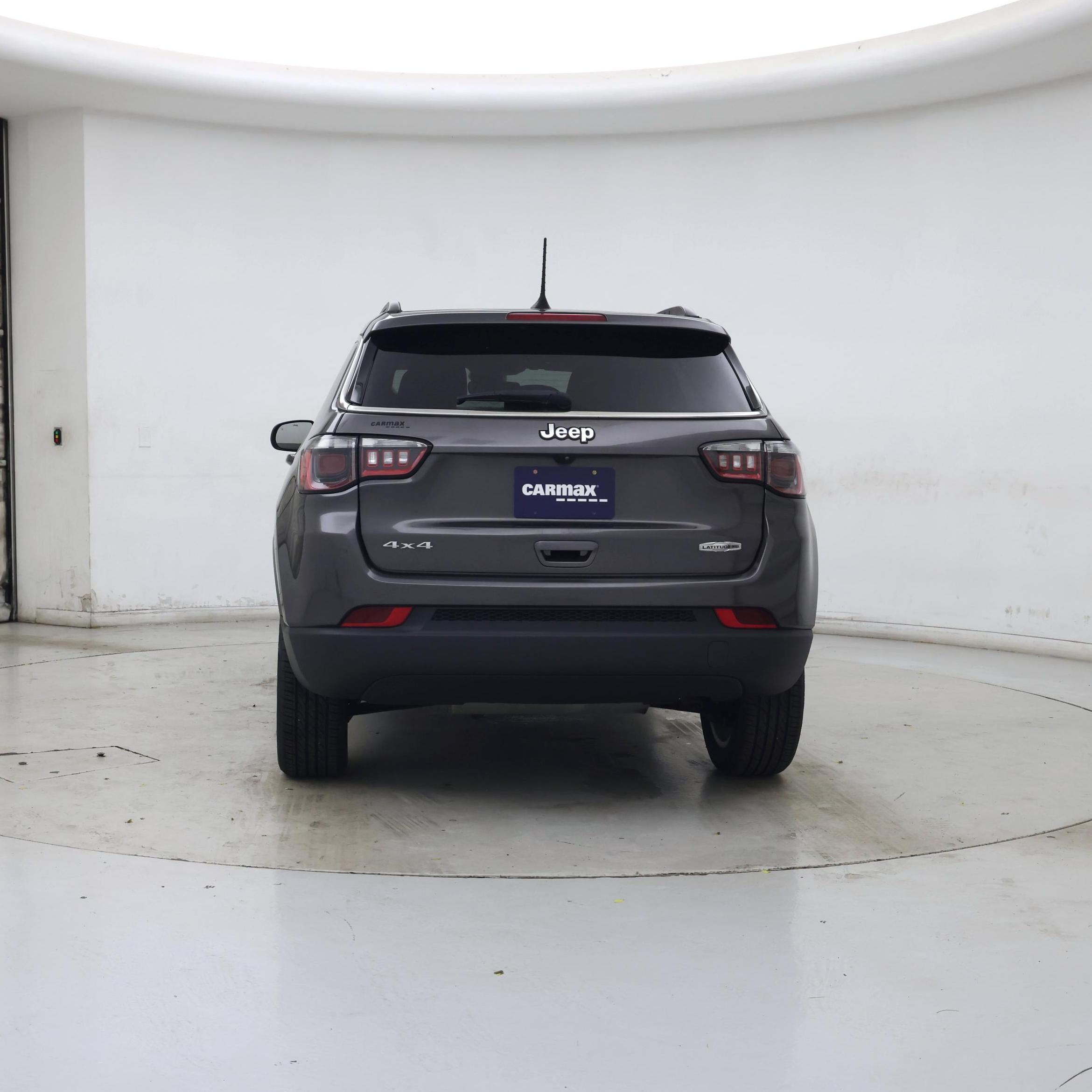 Thumbnail: 2022 Jeep Compass - 6