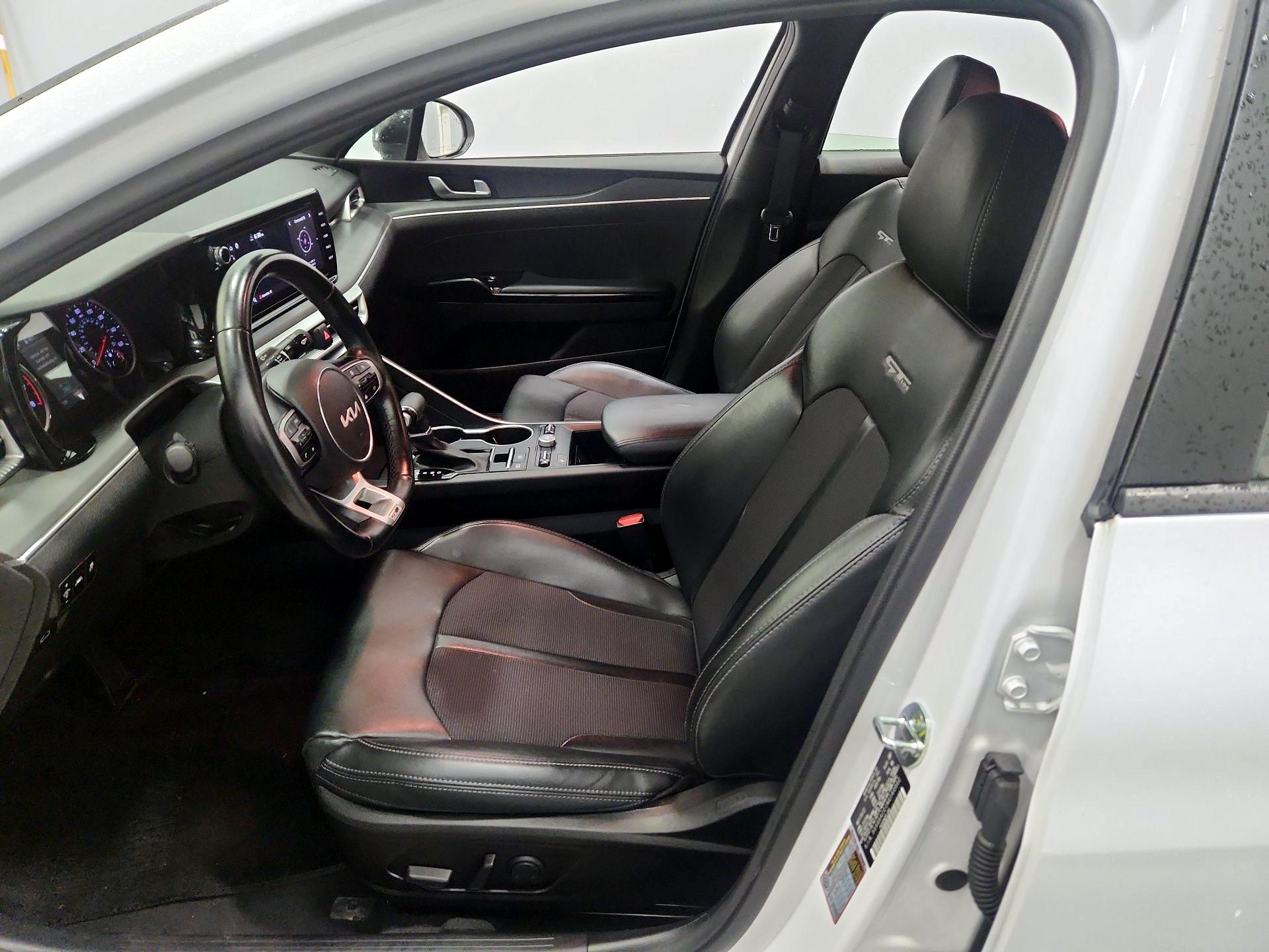 Thumbnail: 2022 Kia K5 - 11