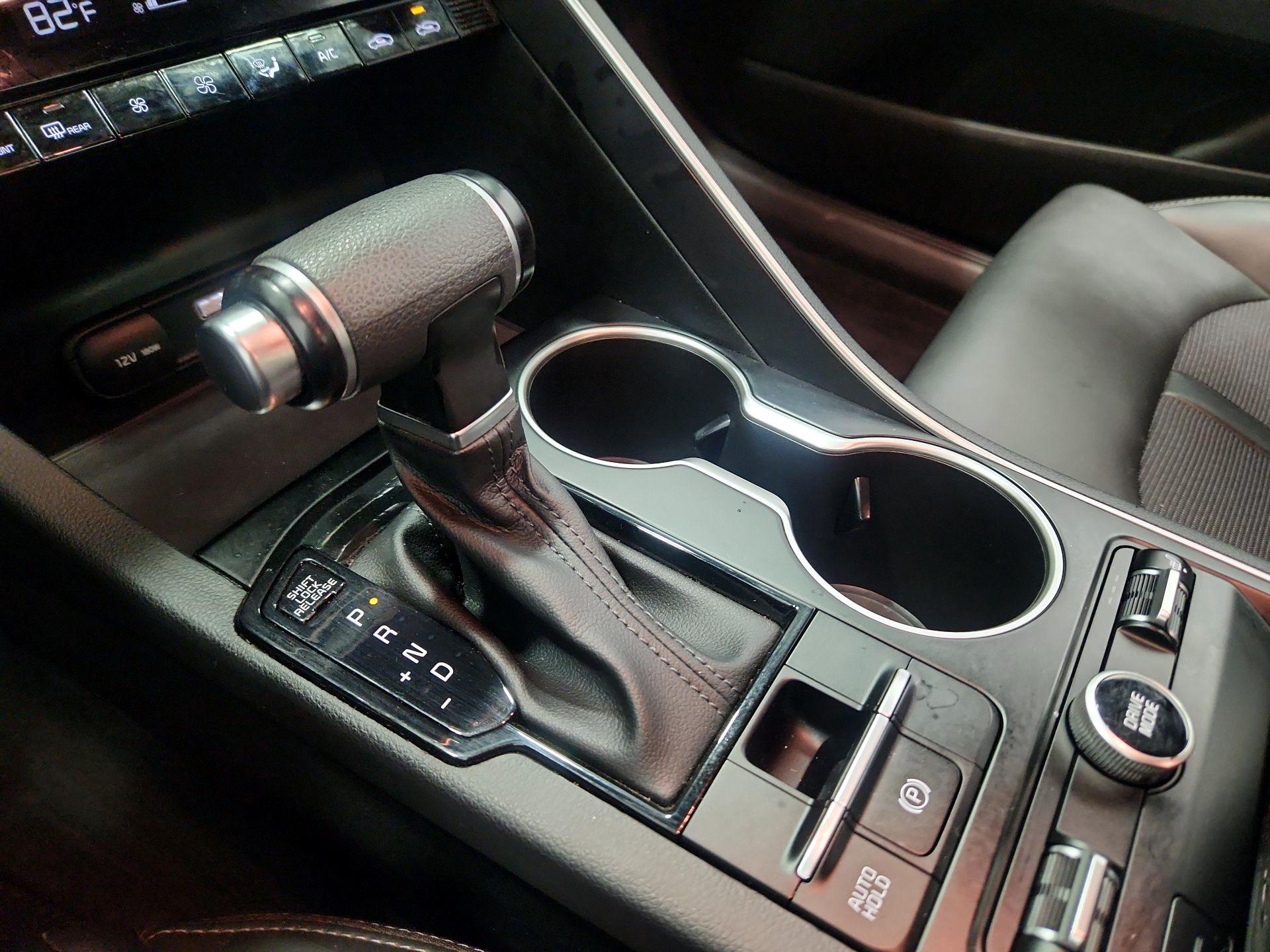 Thumbnail: 2022 Kia K5 - 18