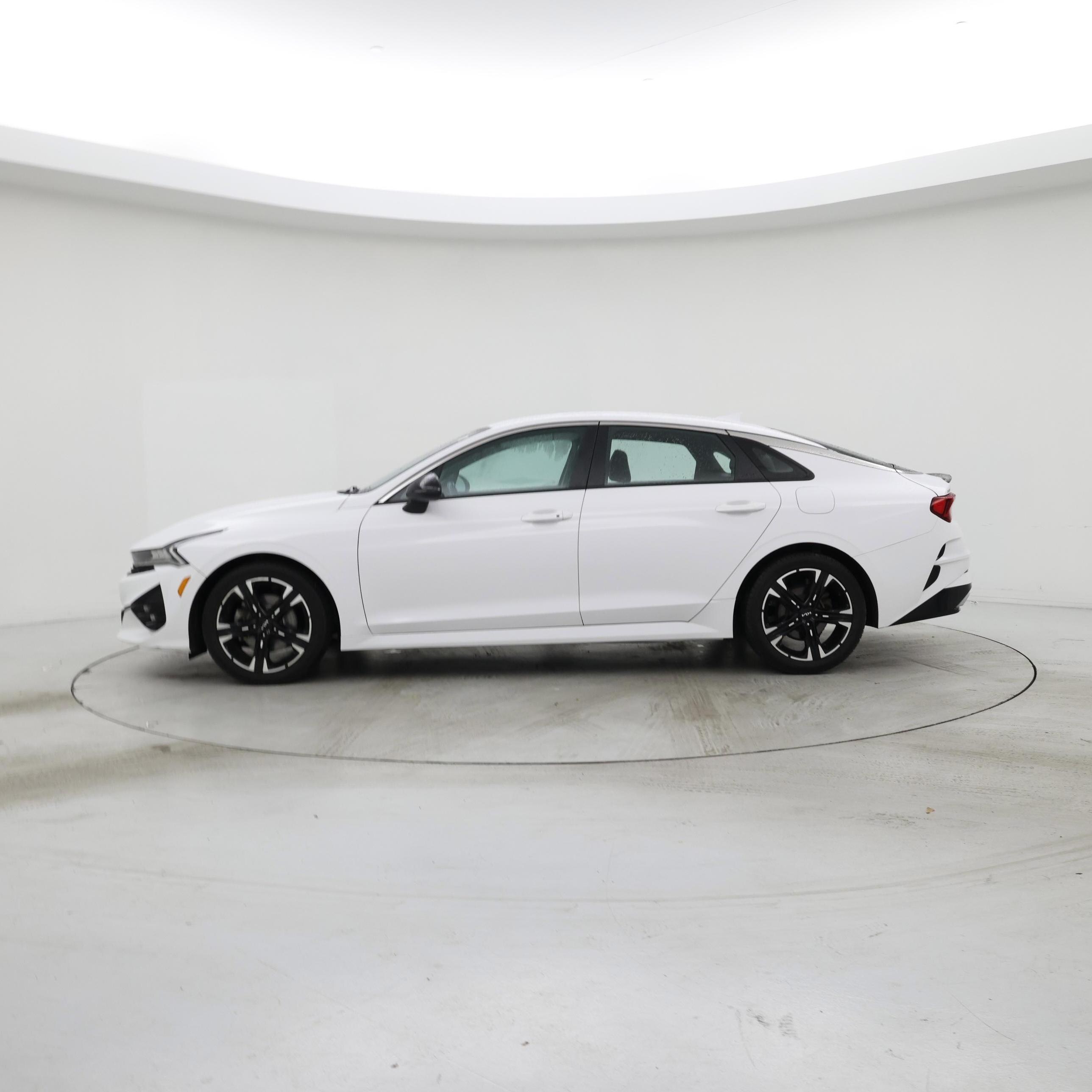 Thumbnail: 2022 Kia K5 - 3