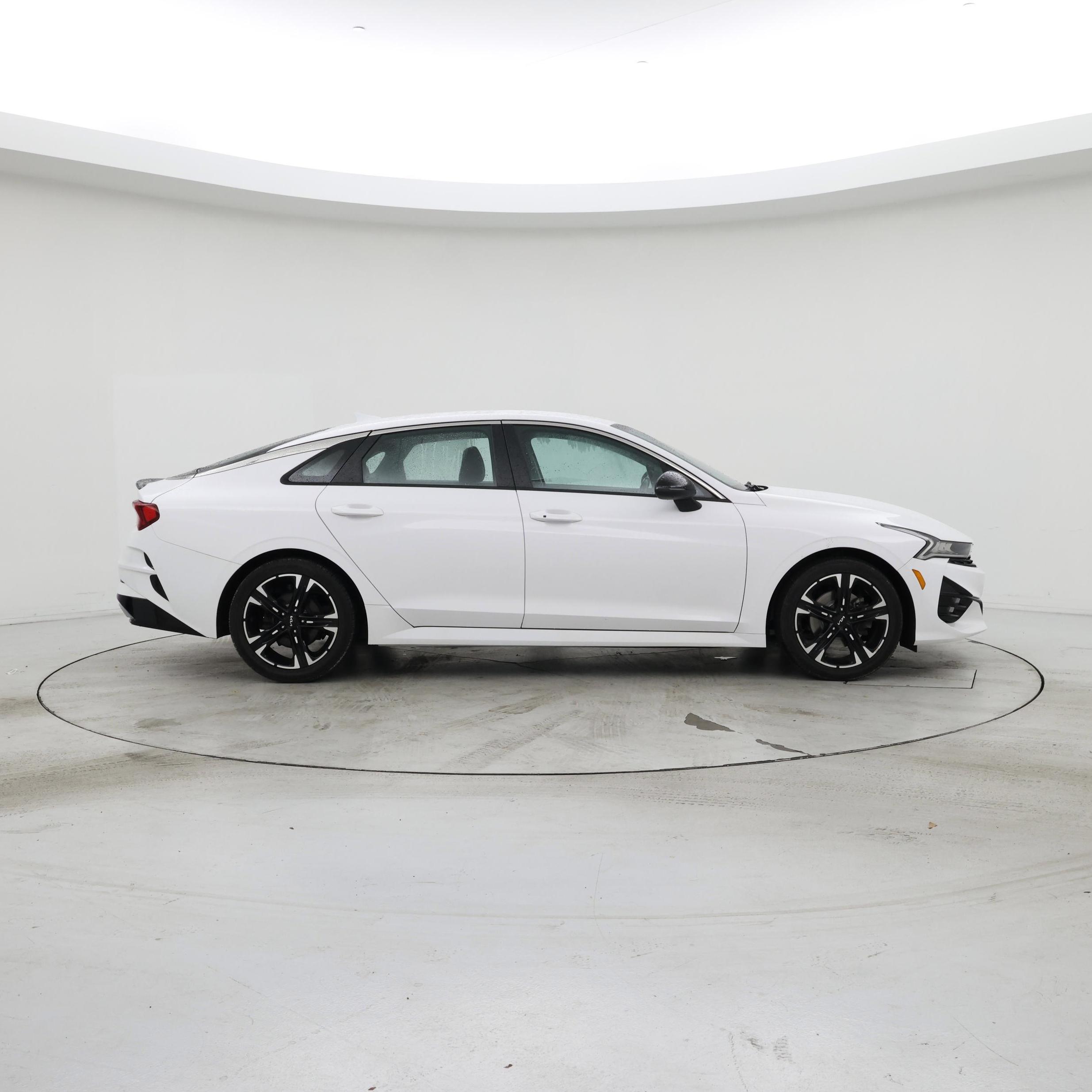 Thumbnail: 2022 Kia K5 - 7