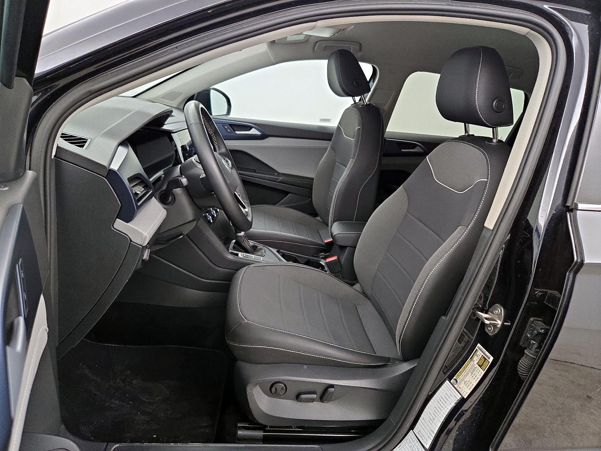 Thumbnail: 2024 Volkswagen Taos - 11