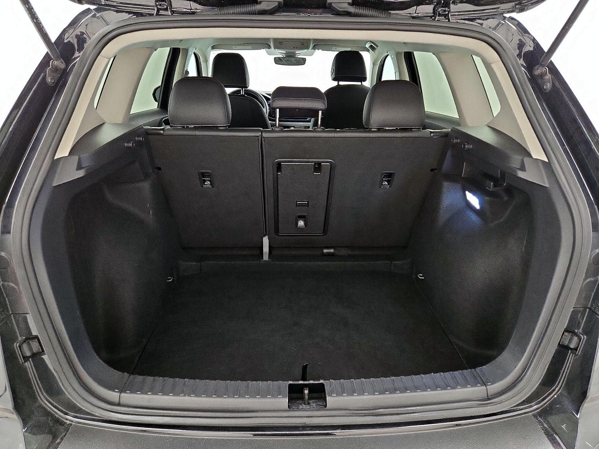 Thumbnail: 2024 Volkswagen Taos - 20