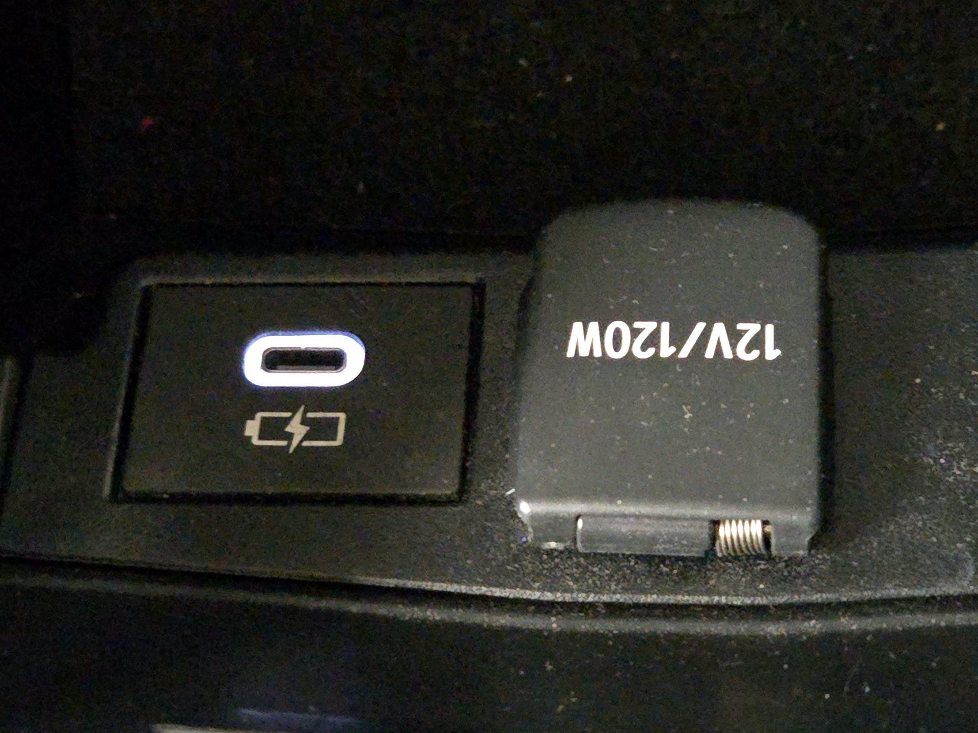 Thumbnail: 2024 Toyota Corolla - 18