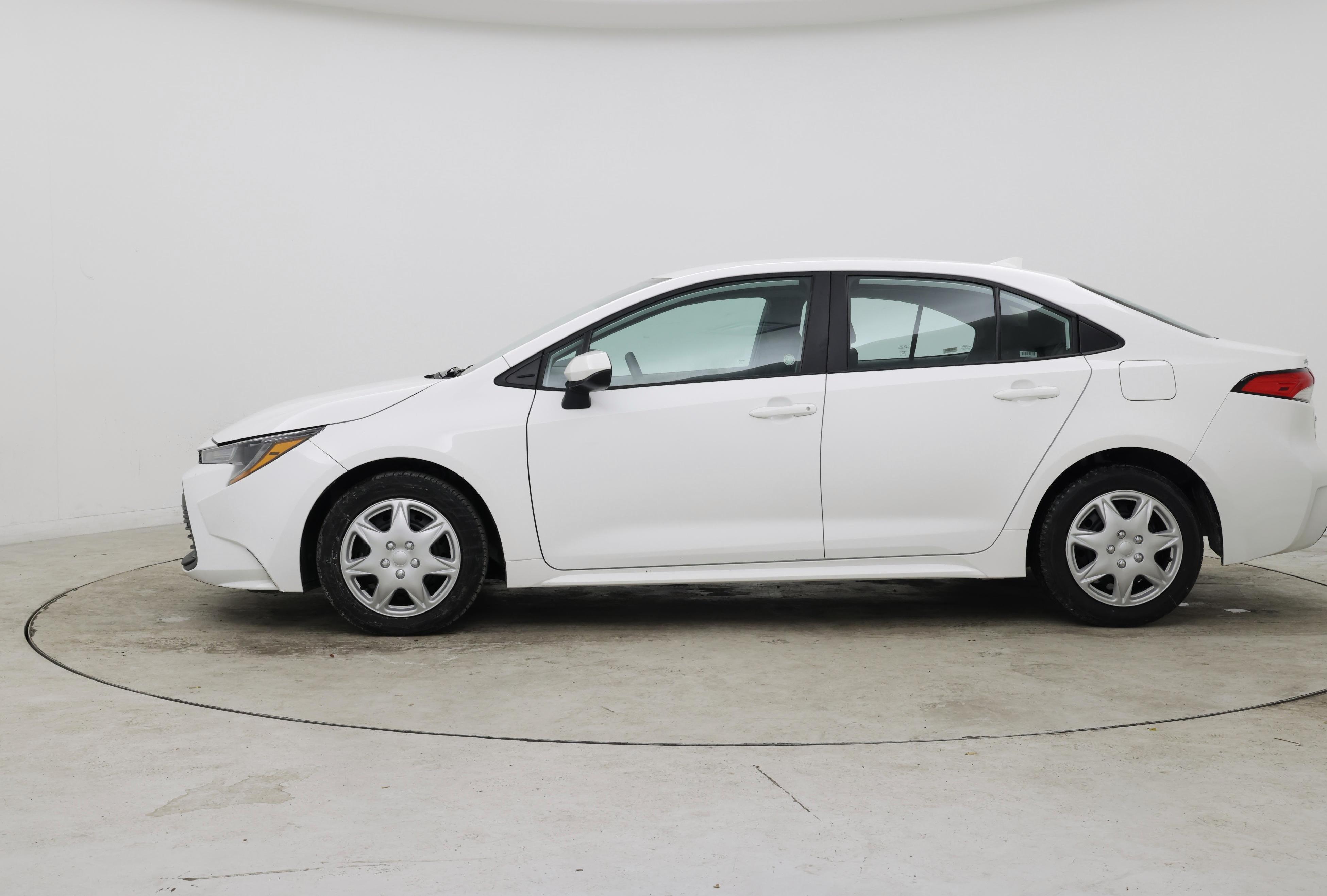 Thumbnail: 2024 Toyota Corolla - 3