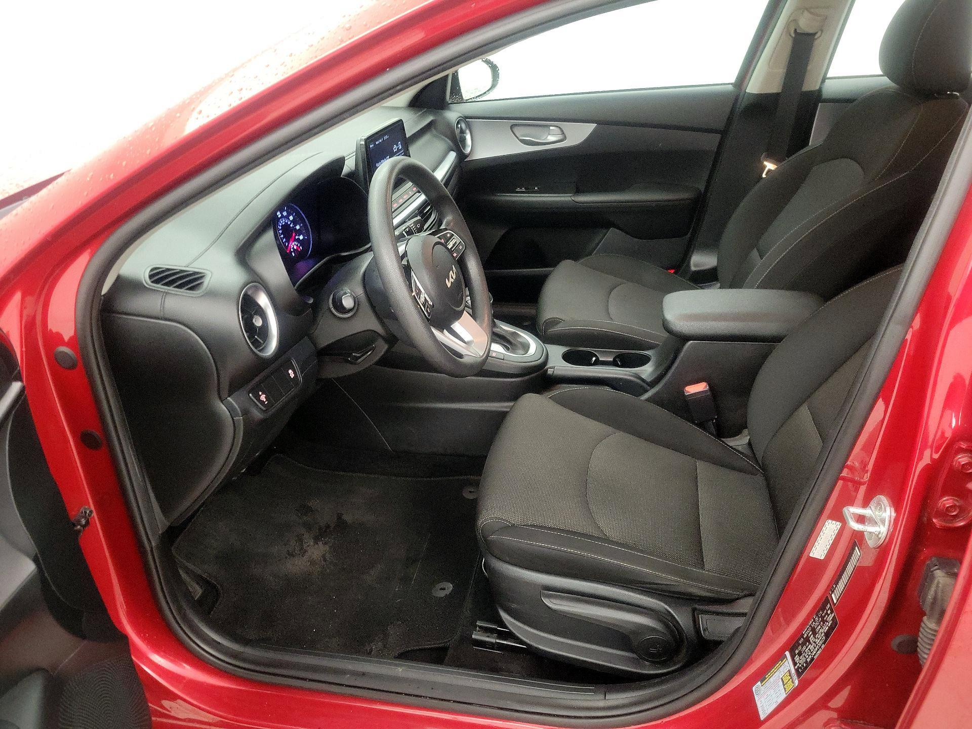 Thumbnail: 2023 Kia Forte - 11