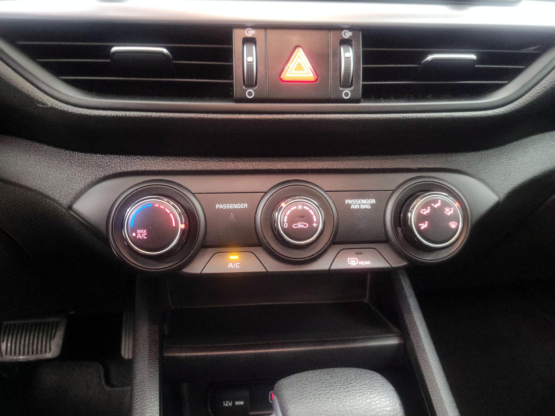 Thumbnail: 2023 Kia Forte - 16