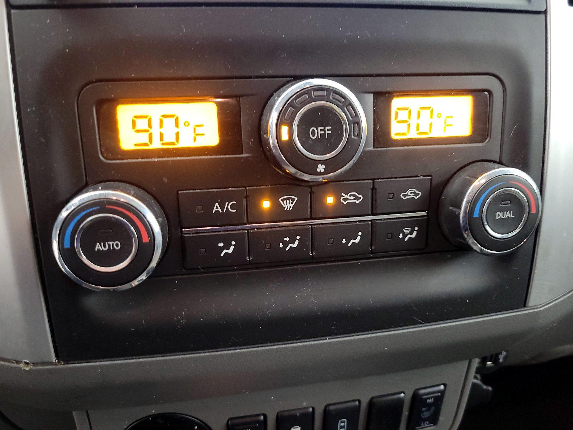 Thumbnail: 2021 Nissan Frontier - 16