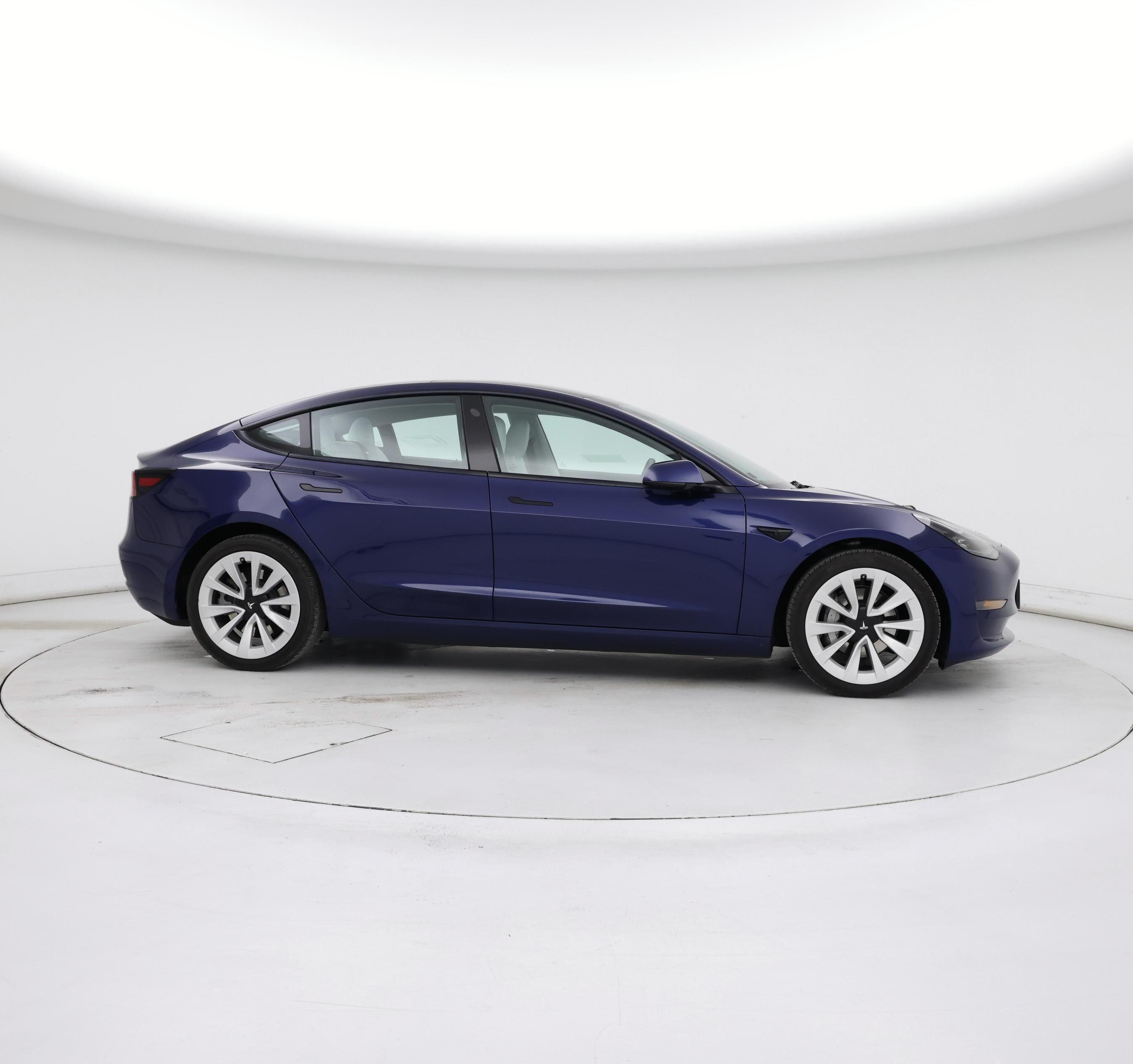 Thumbnail: 2023 Tesla Model 3 - 7
