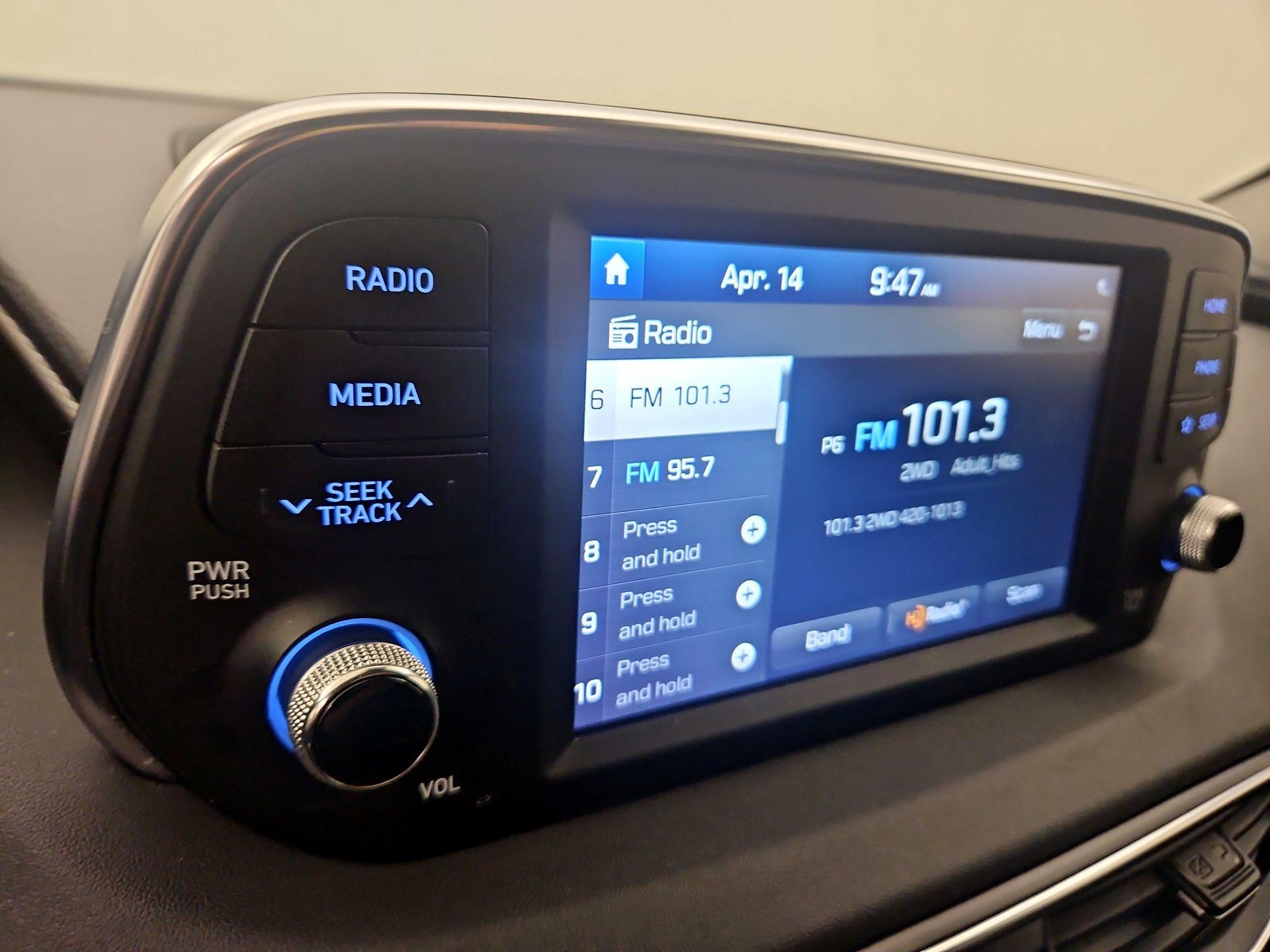 Thumbnail: 2020 Hyundai Santa Fe - 15