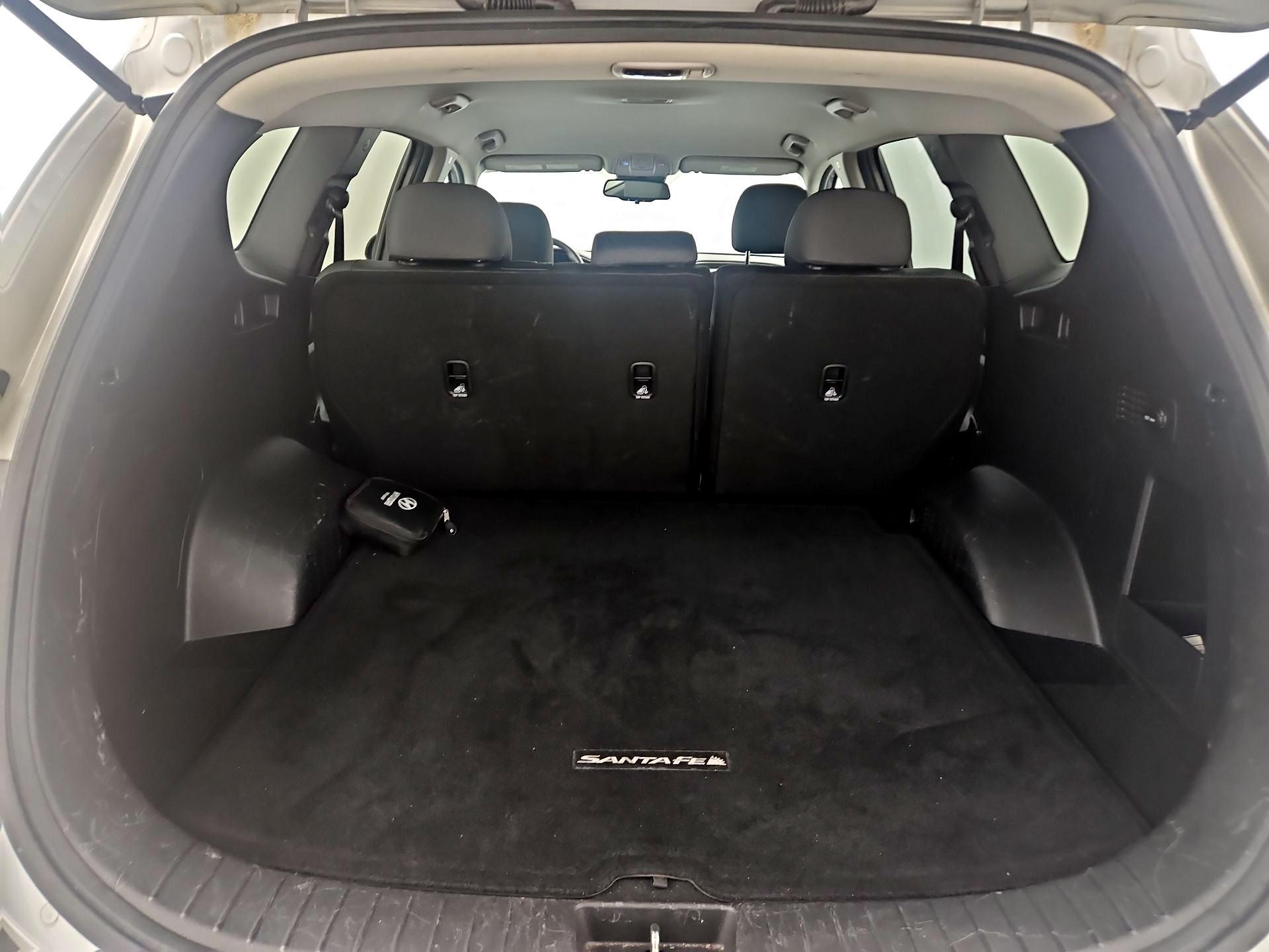 Thumbnail: 2020 Hyundai Santa Fe - 20