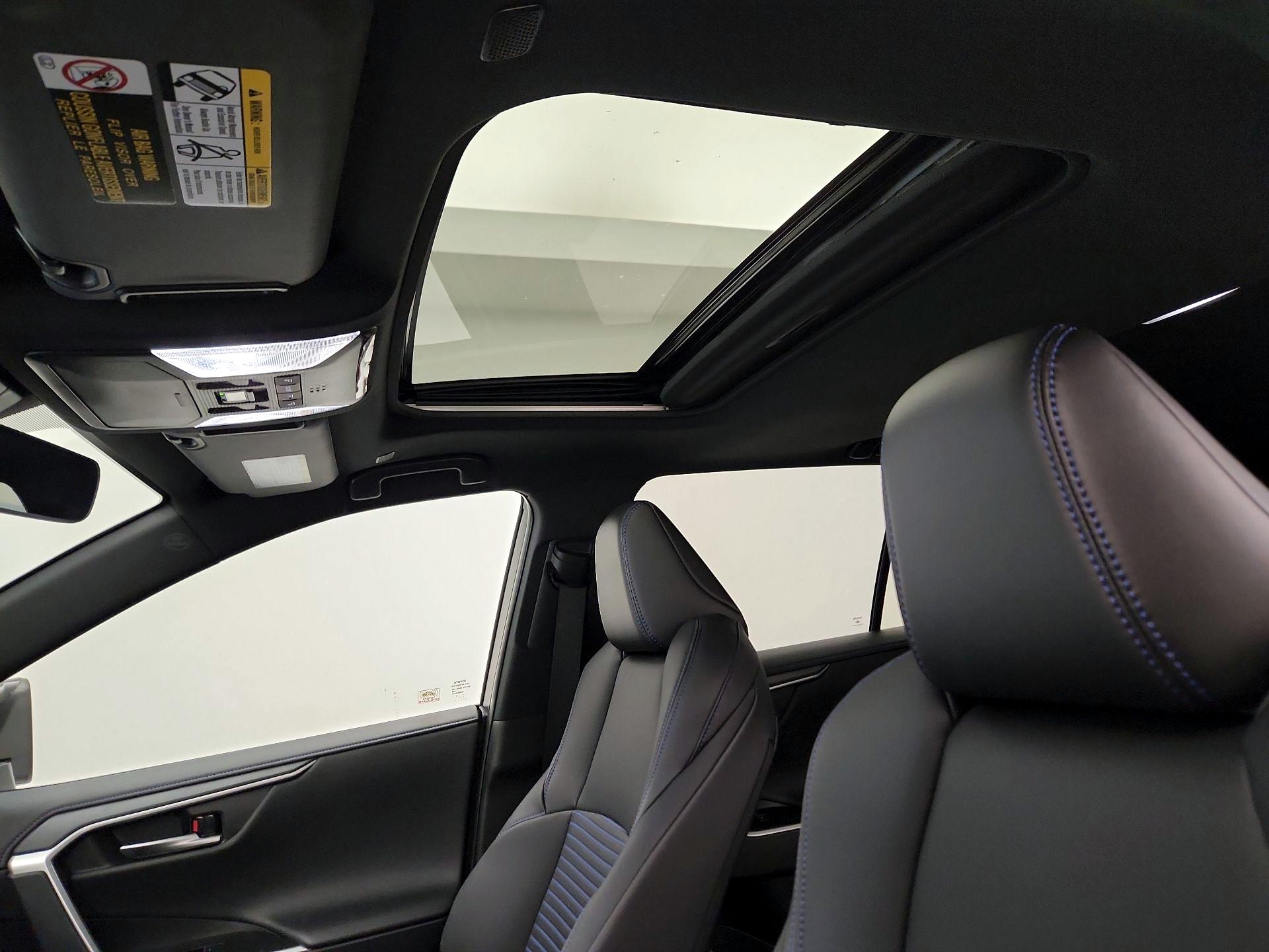 Thumbnail: 2025 Toyota RAV4 - 20