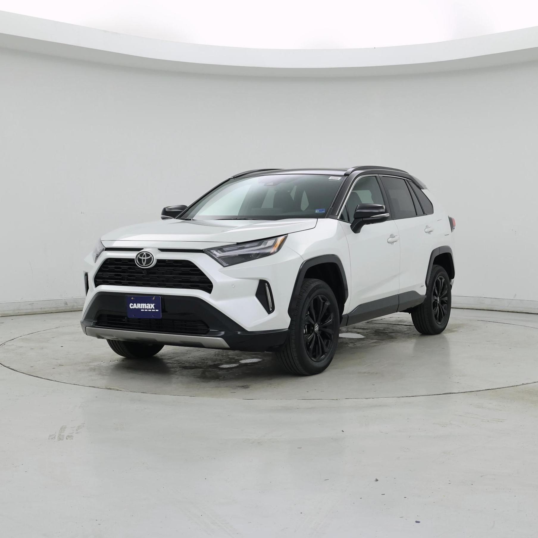 Thumbnail: 2025 Toyota RAV4 - 4