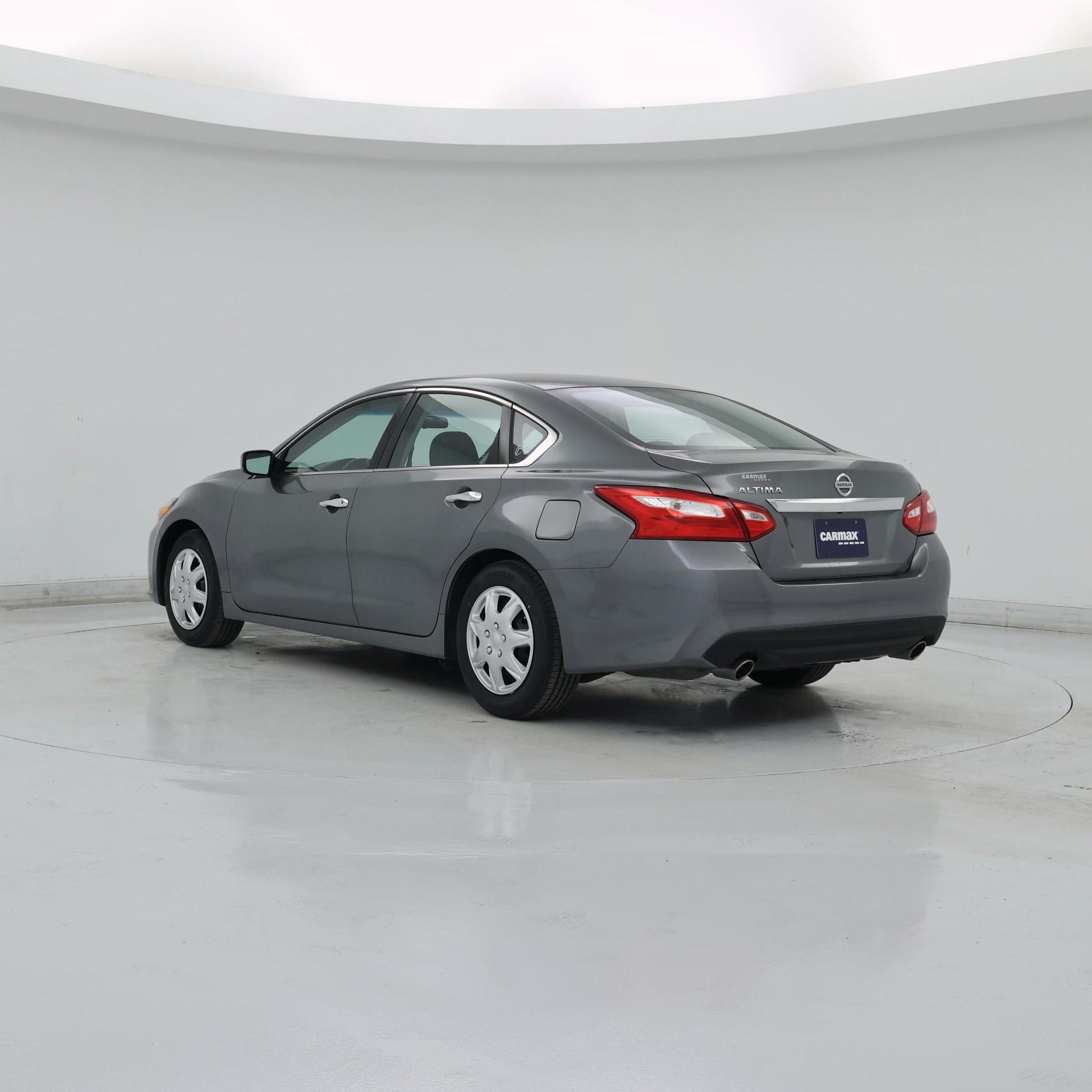 Thumbnail: 2017 Nissan Altima - 2