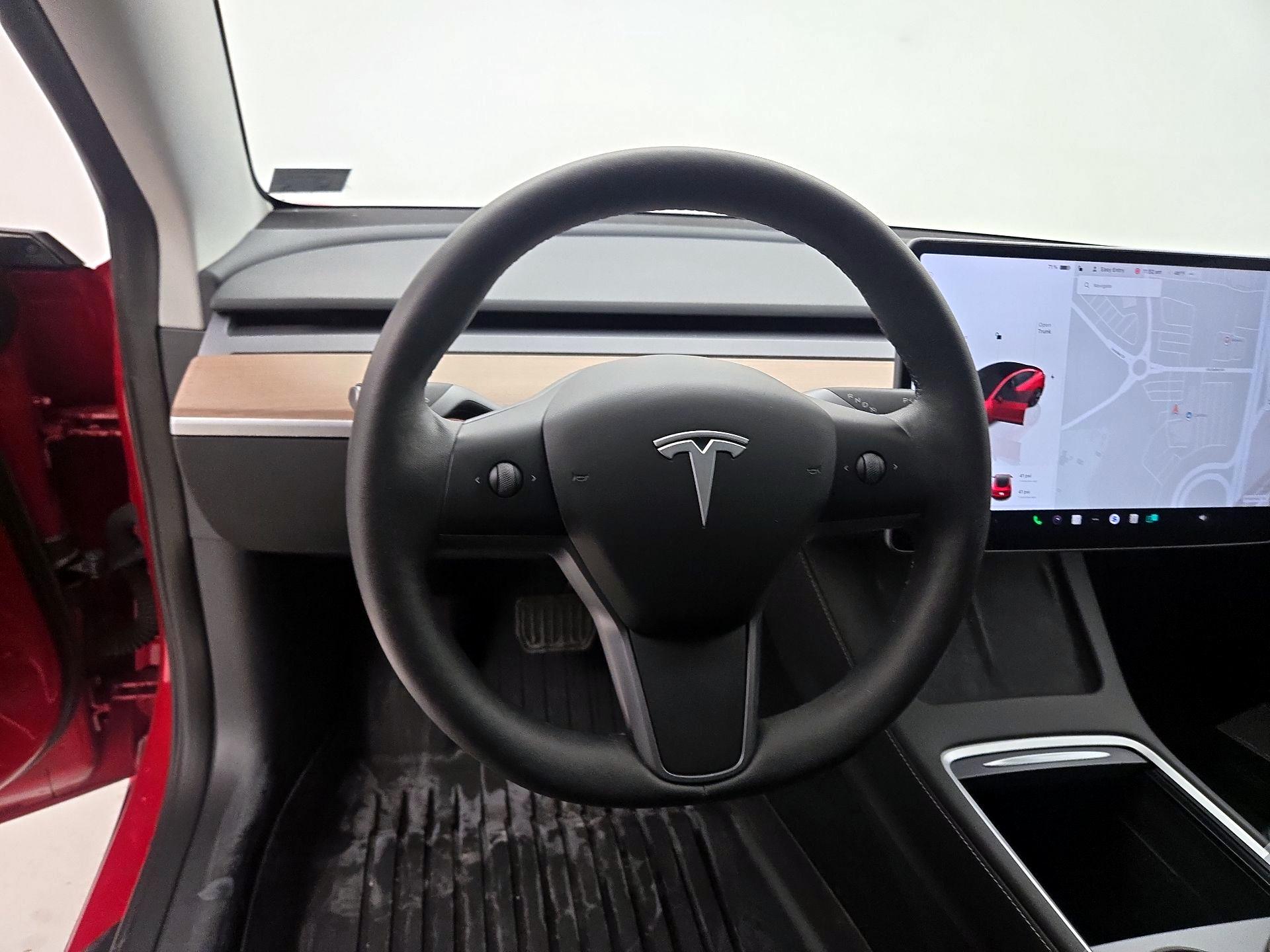 Thumbnail: 2023 Tesla Model 3 - 10