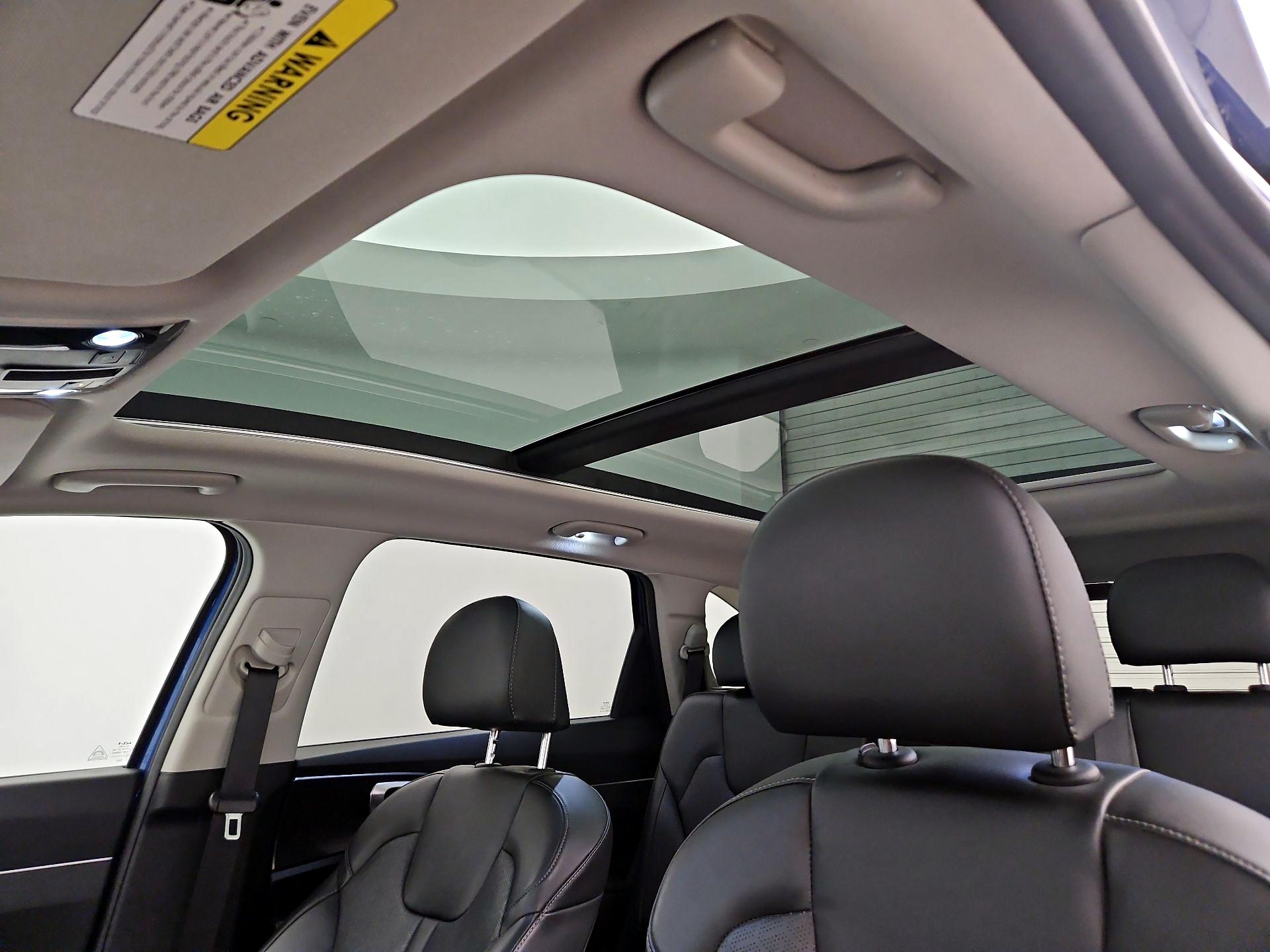 Thumbnail: 2022 Kia Sorento - 20