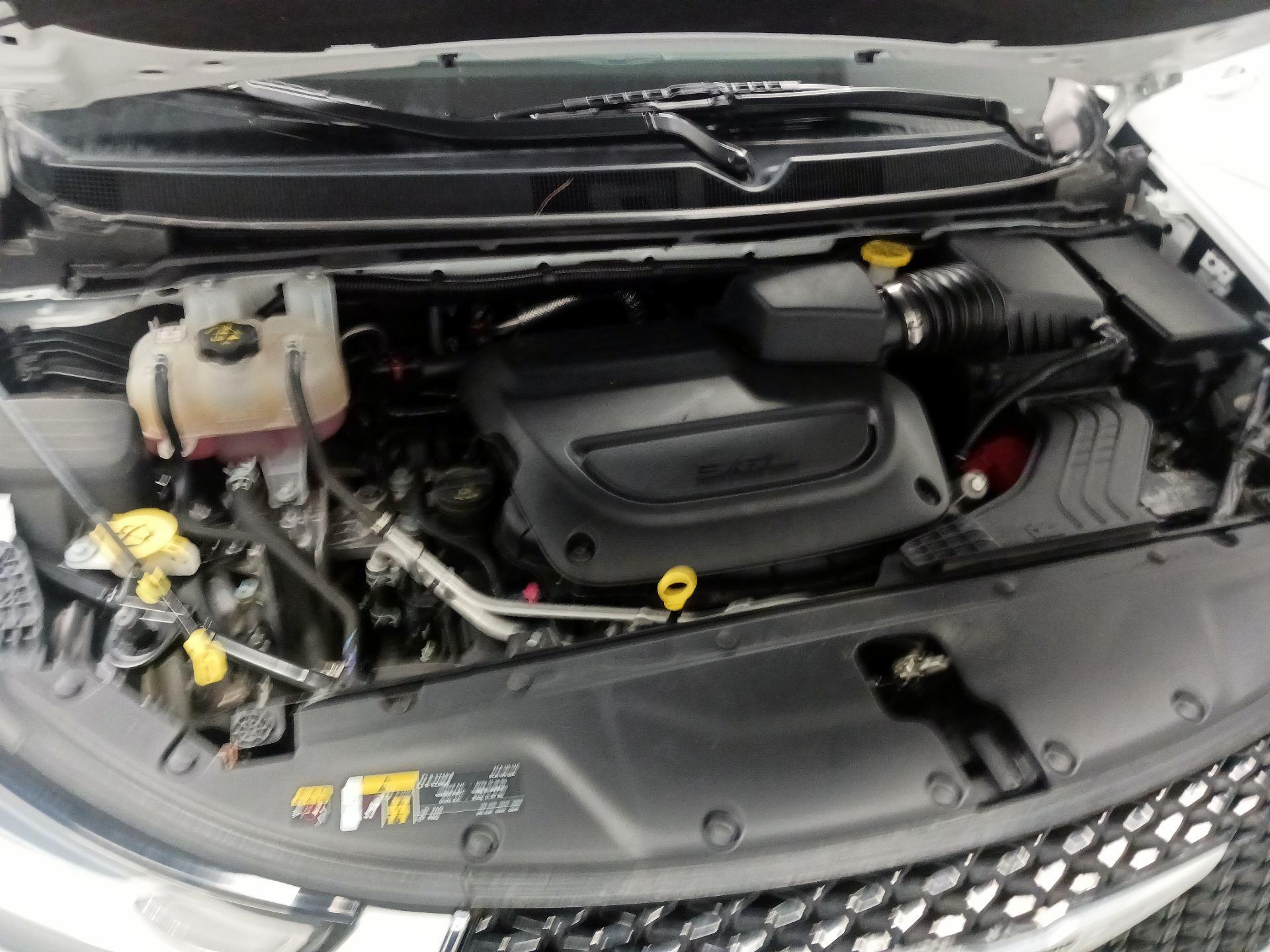 Thumbnail: 2023 Chrysler Pacifica - 18