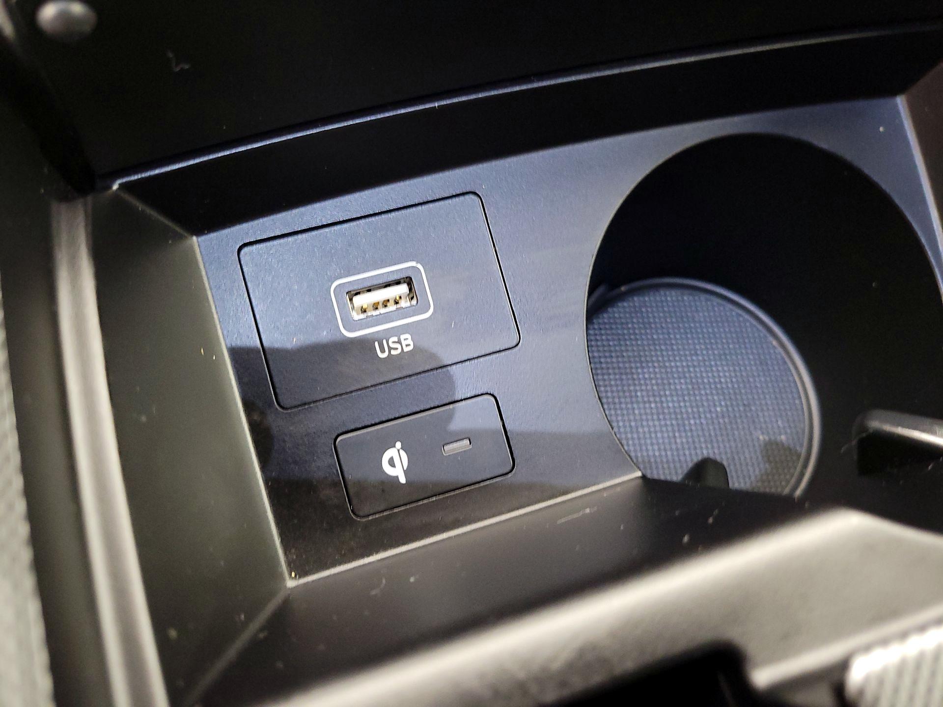 Thumbnail: 2023 Hyundai Santa Fe - 19