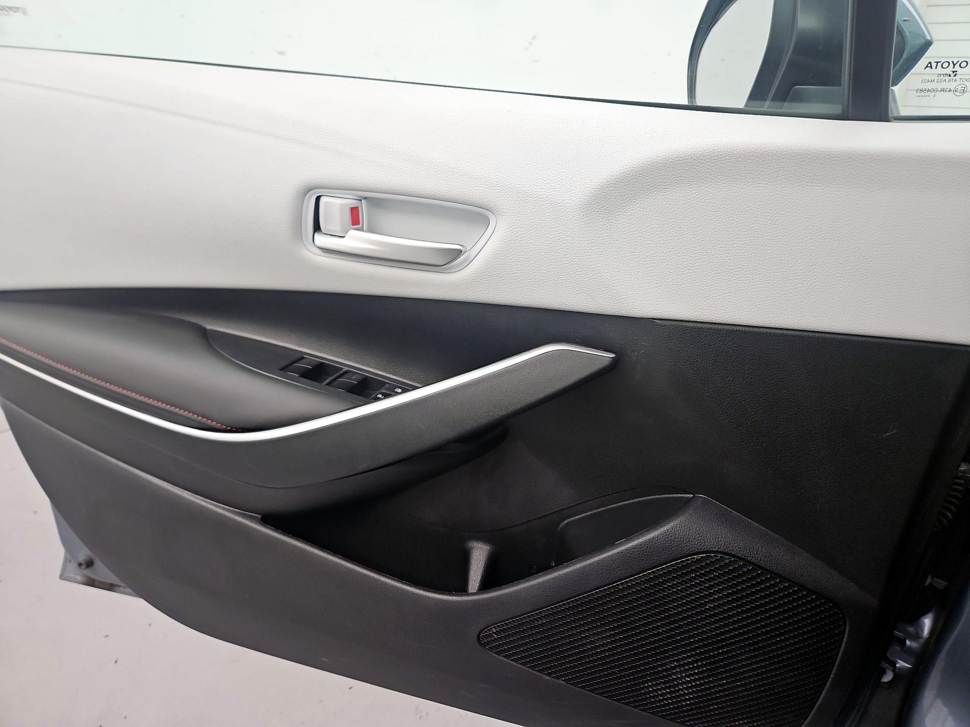 Thumbnail: 2023 Toyota Corolla - 12