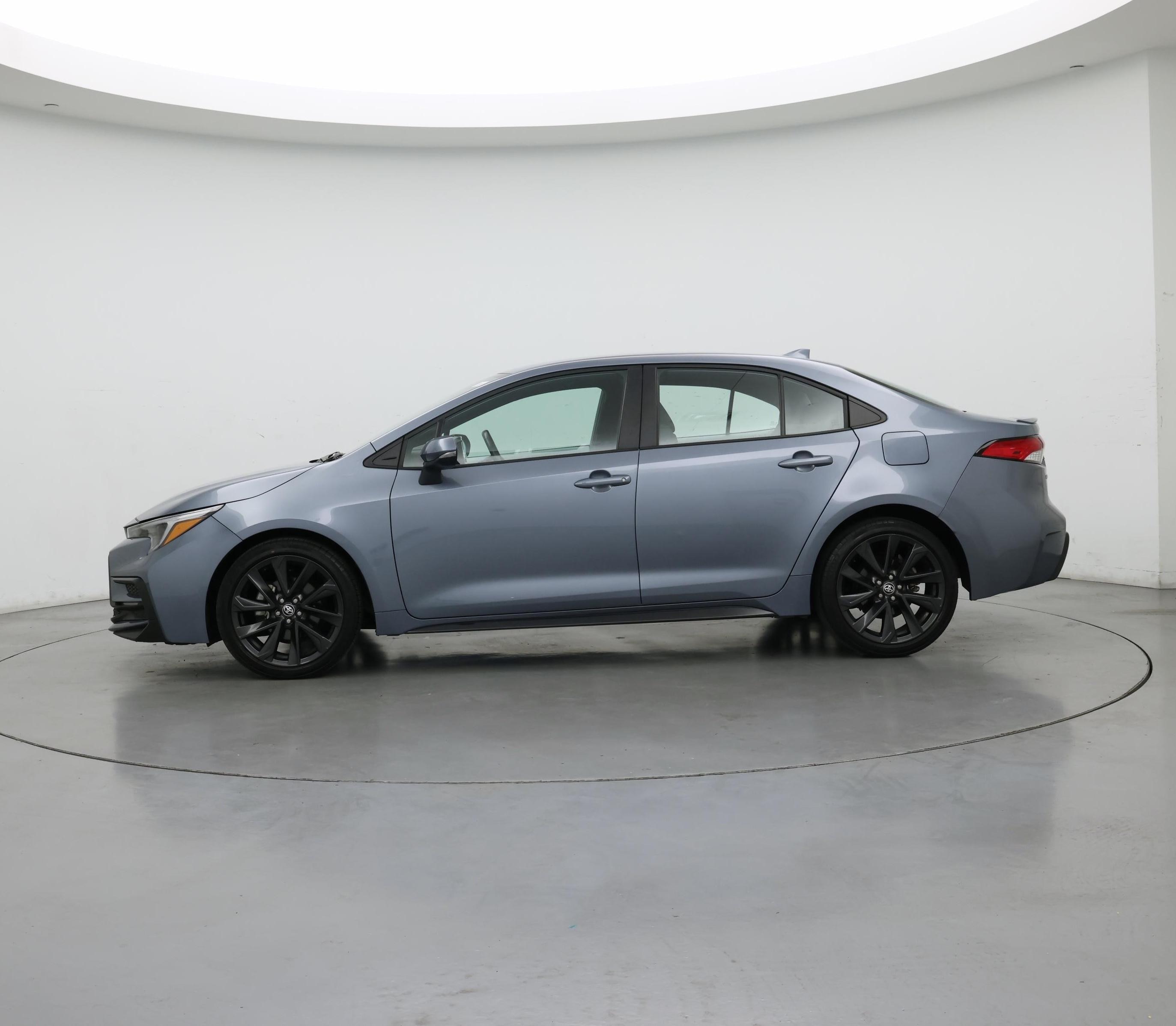 Thumbnail: 2023 Toyota Corolla - 3