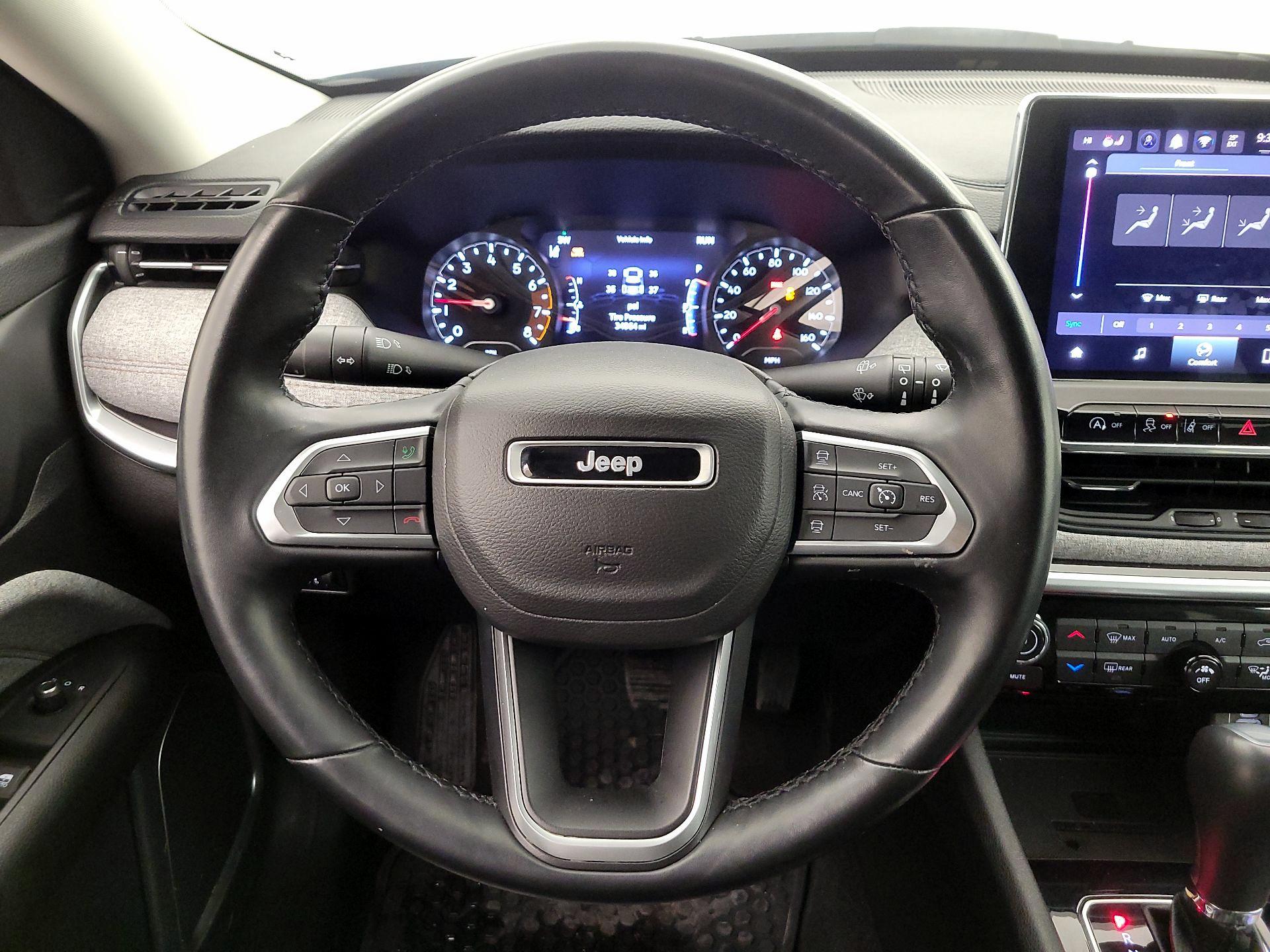 Thumbnail: 2022 Jeep Compass - 10