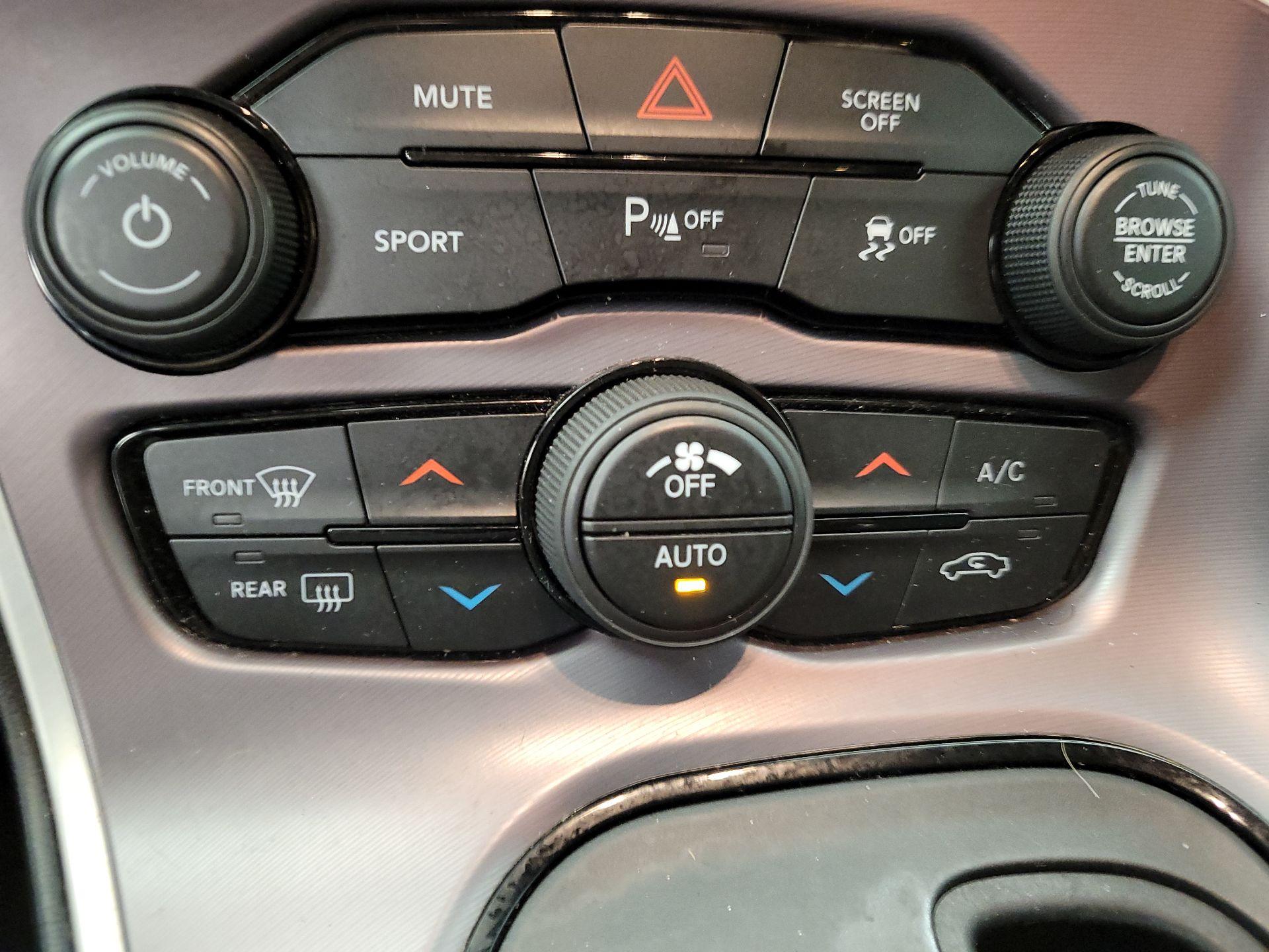 Thumbnail: 2021 Dodge Challenger - 16