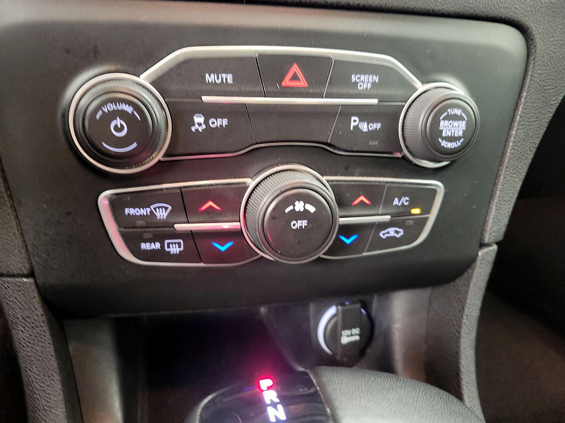 Thumbnail: 2023 Dodge Charger - 16