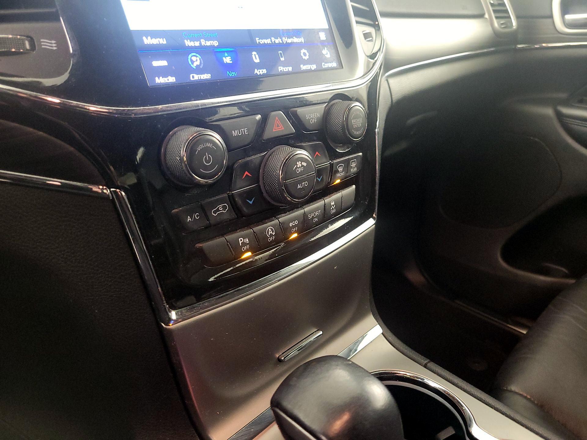 Thumbnail: 2021 Jeep Grand Cherokee - 17