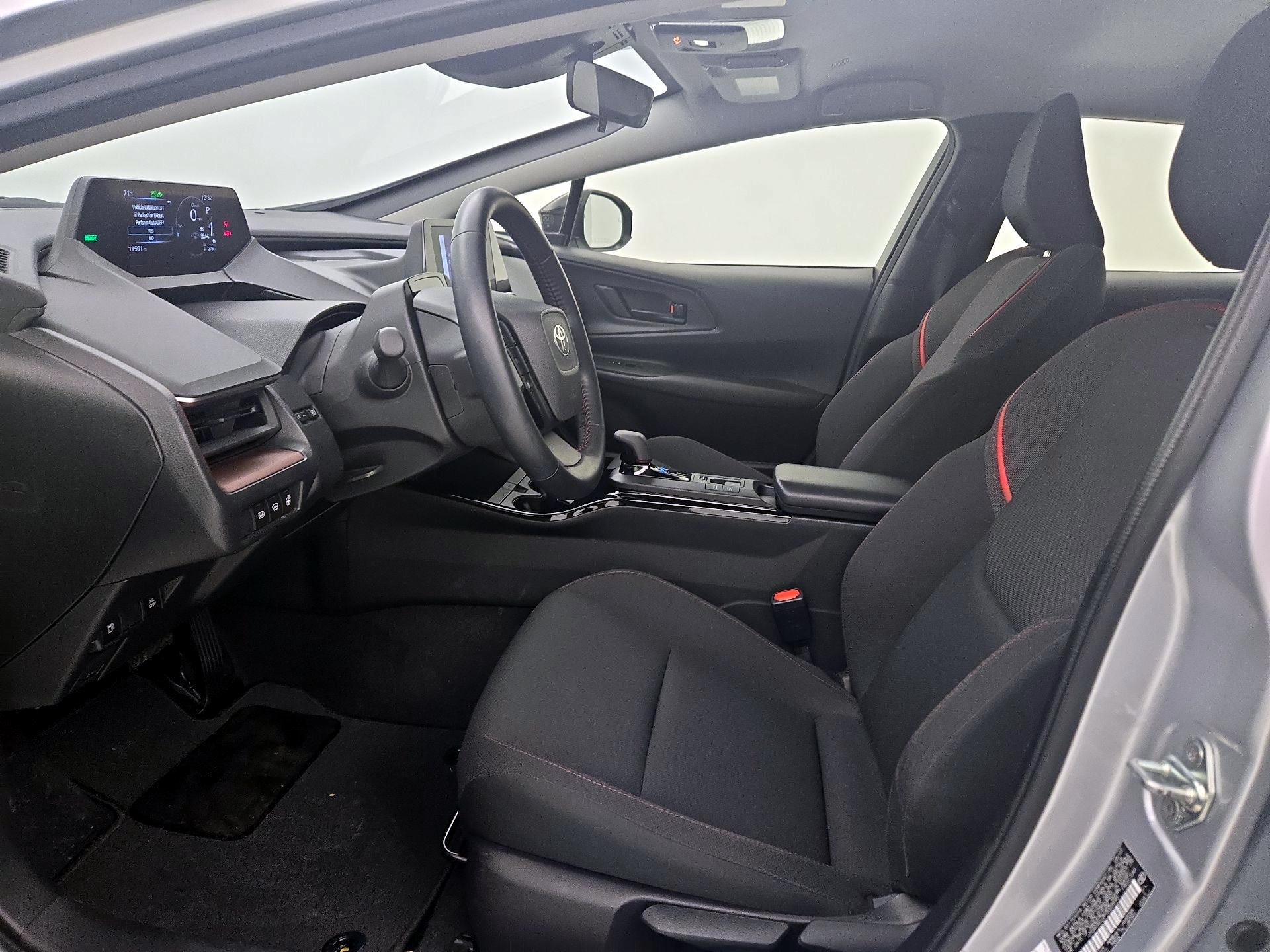 Thumbnail: 2023 Toyota Prius Prime - 11