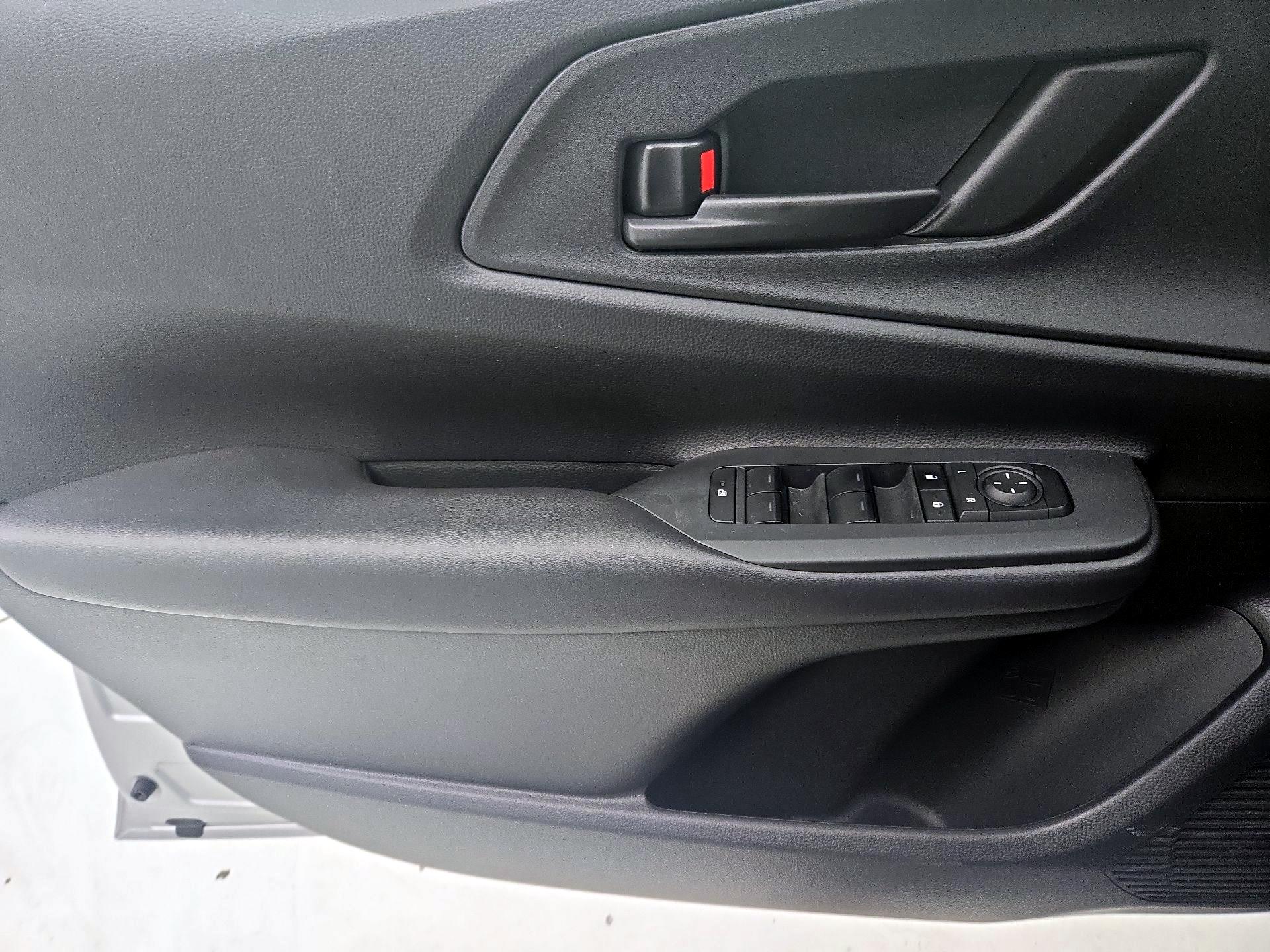 Thumbnail: 2023 Toyota Prius Prime - 12