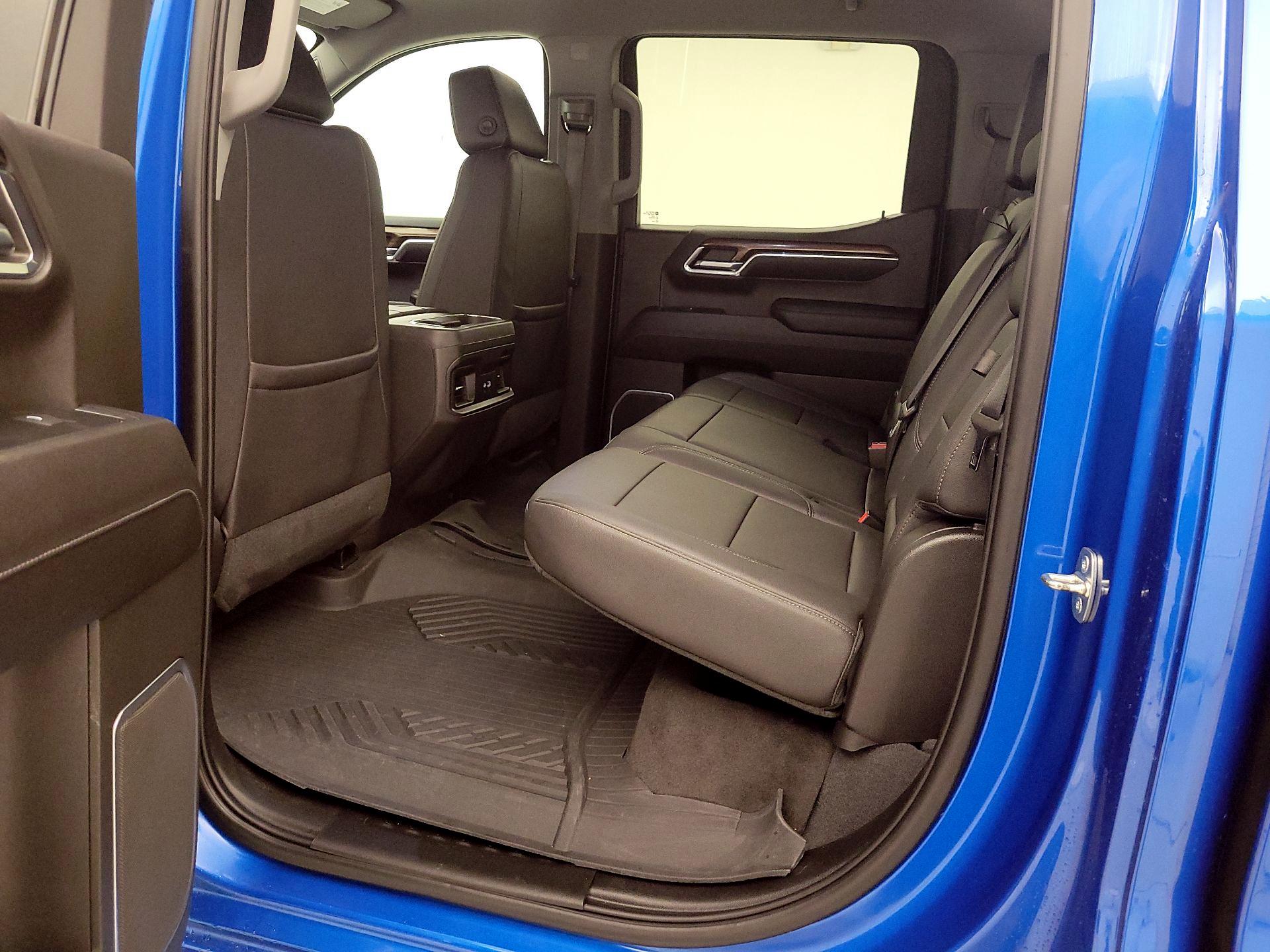 Thumbnail: 2023 Chevrolet Silverado 1500 - 20