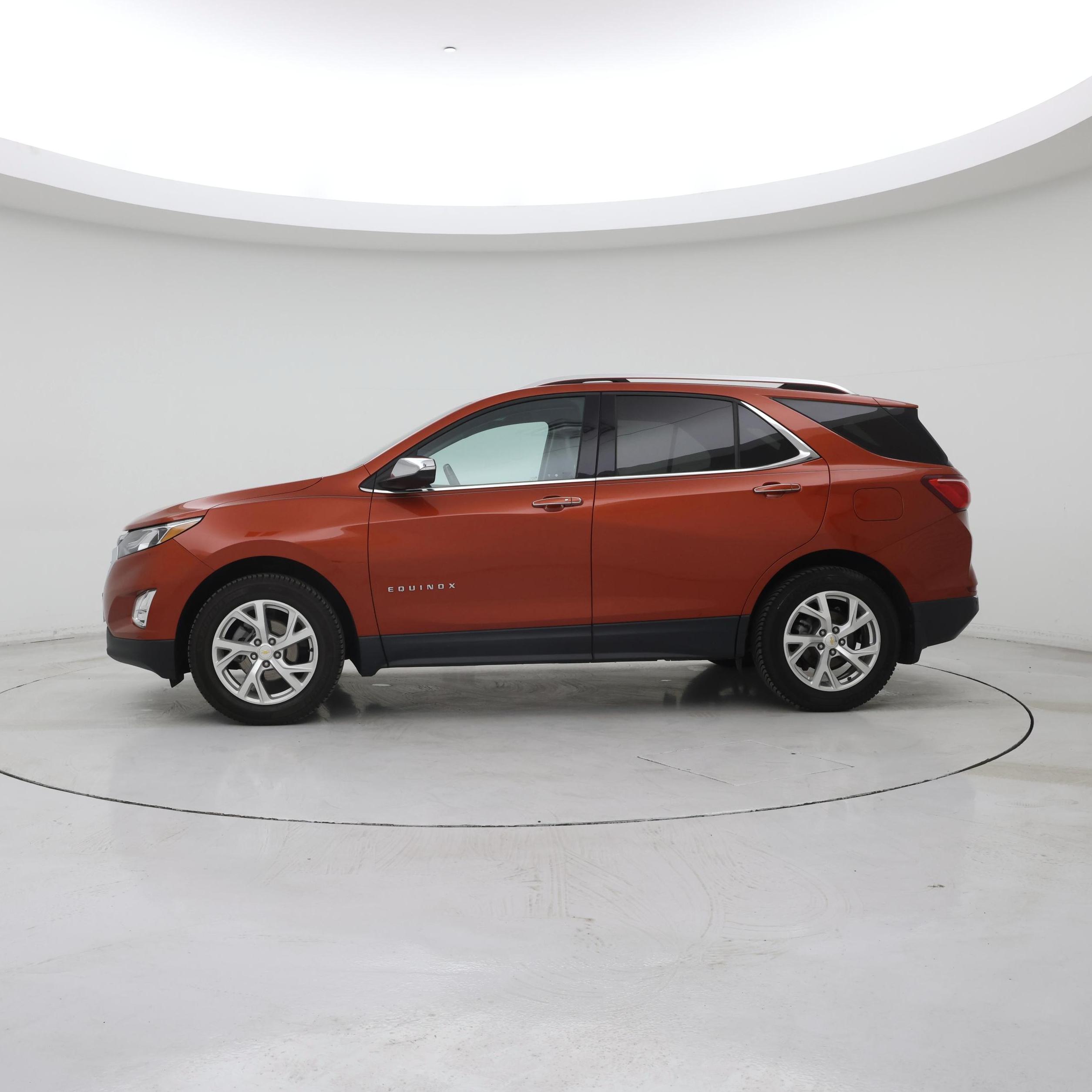 Thumbnail: 2020 Chevrolet Equinox - 3