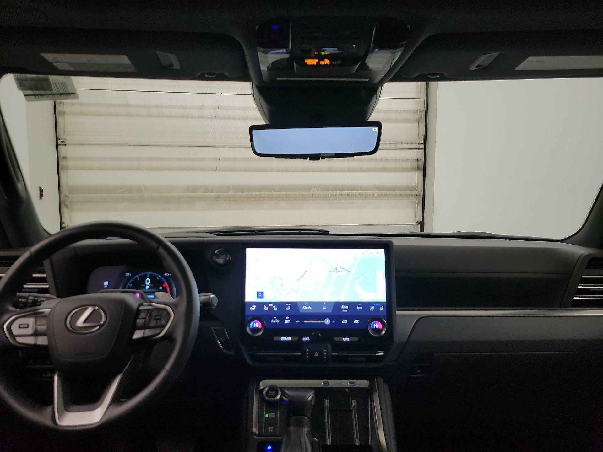 Thumbnail: 2024 Lexus GX - 9