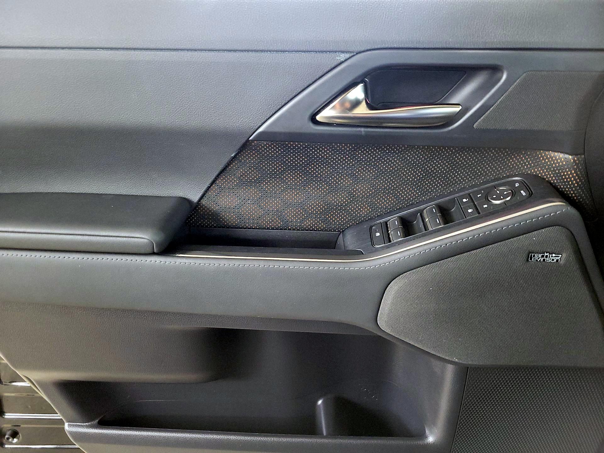 Thumbnail: 2024 Lexus GX - 12