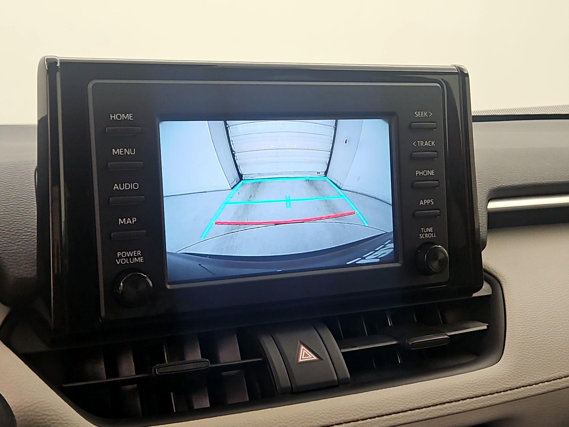 Thumbnail: 2019 Toyota RAV4 - 14