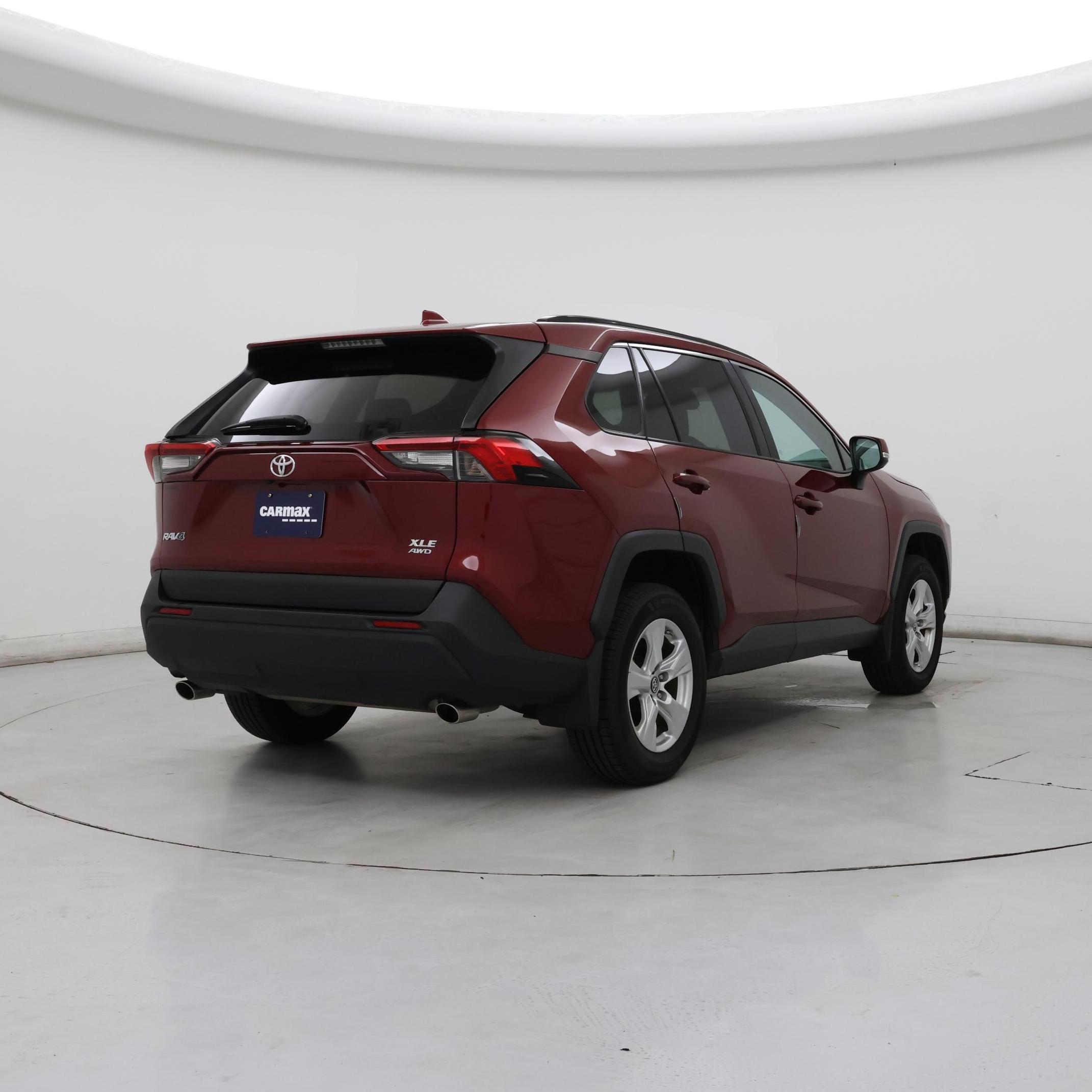 Thumbnail: 2019 Toyota RAV4 - 8